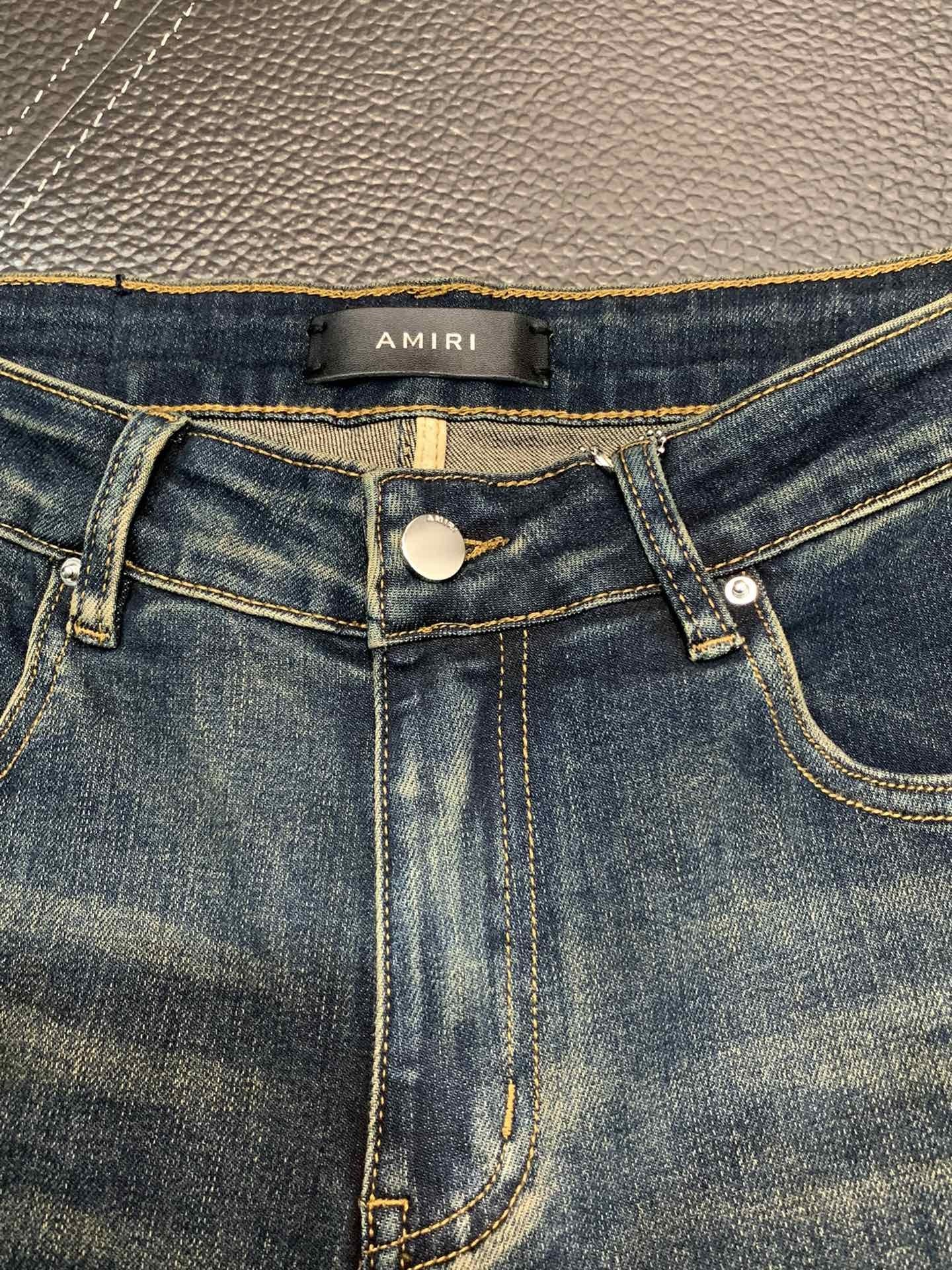 「#1843」Amiri slim fit petite straight jeans