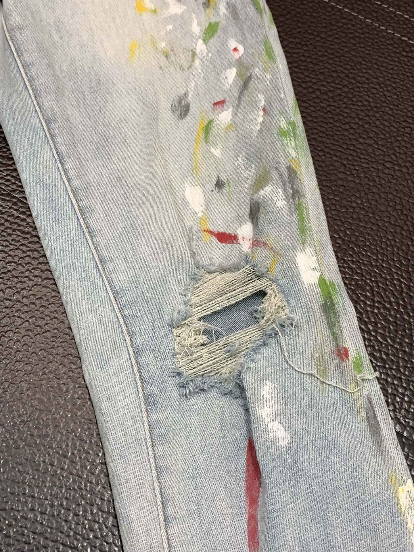「#1848」Amiri slim fit petite straight jeans
