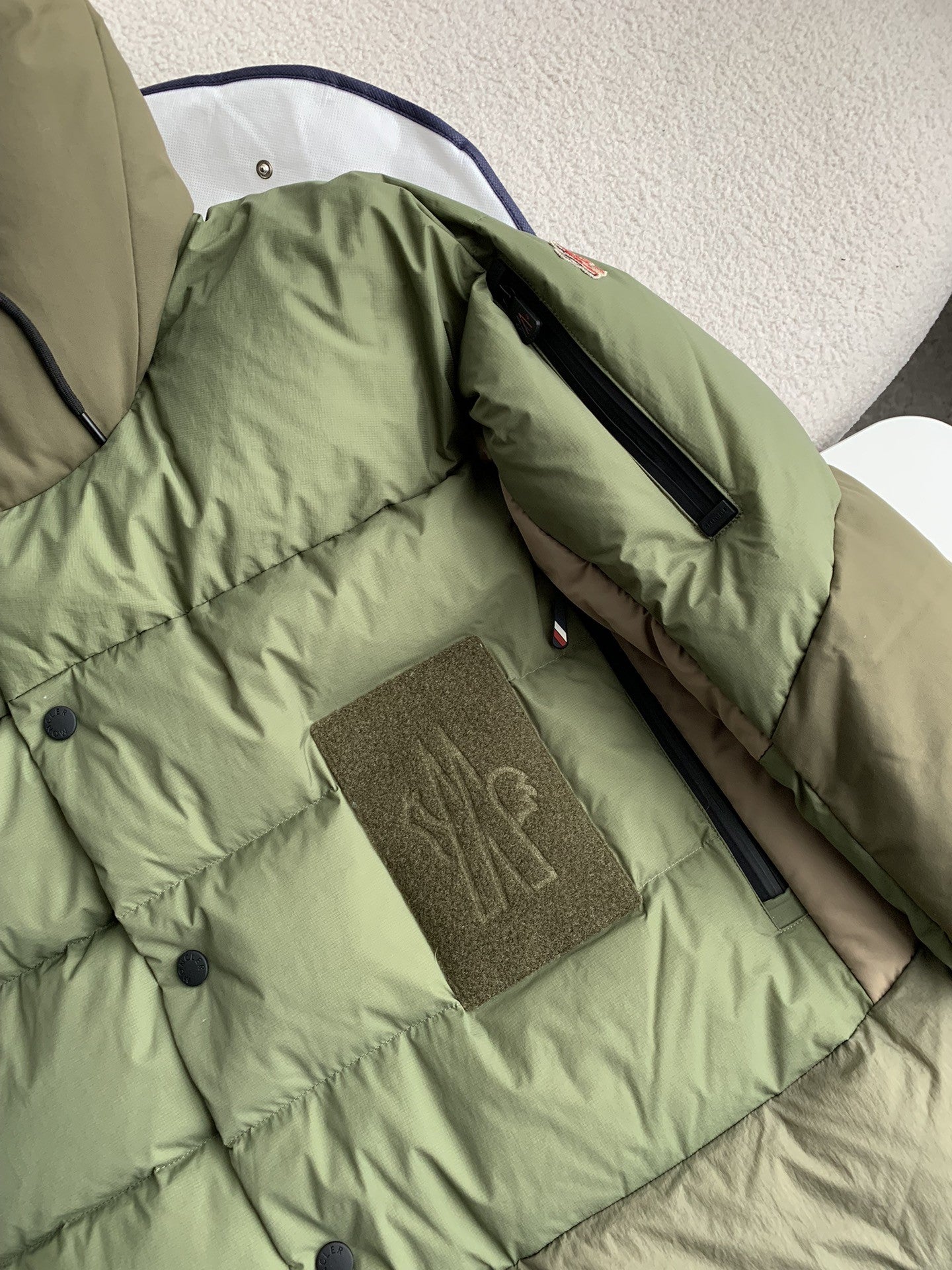 「#2532」Moncler down jacket