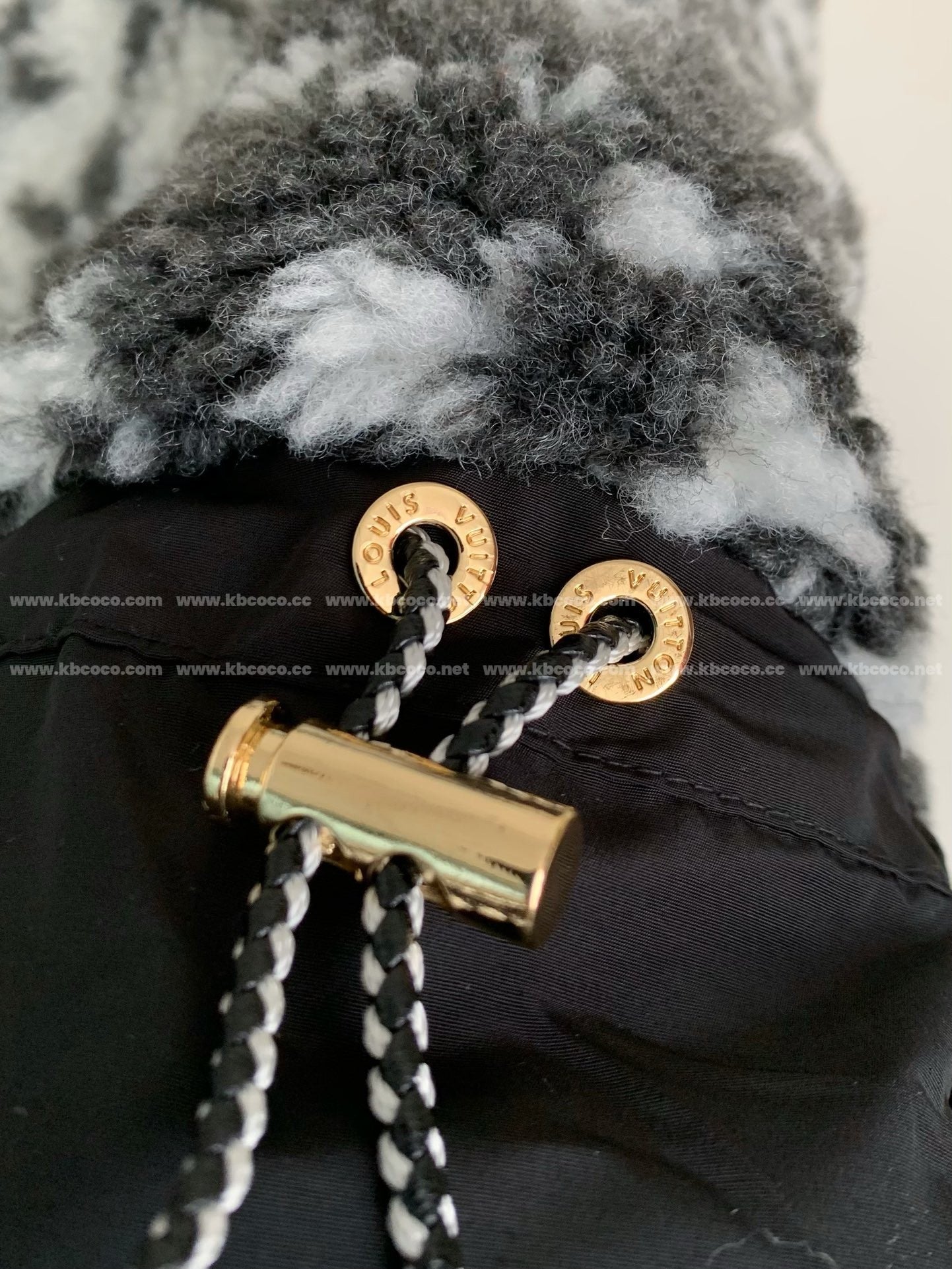 「#4043」Louis Vuitton Skiing Series FW24 Stand-collar Ombre Jacket