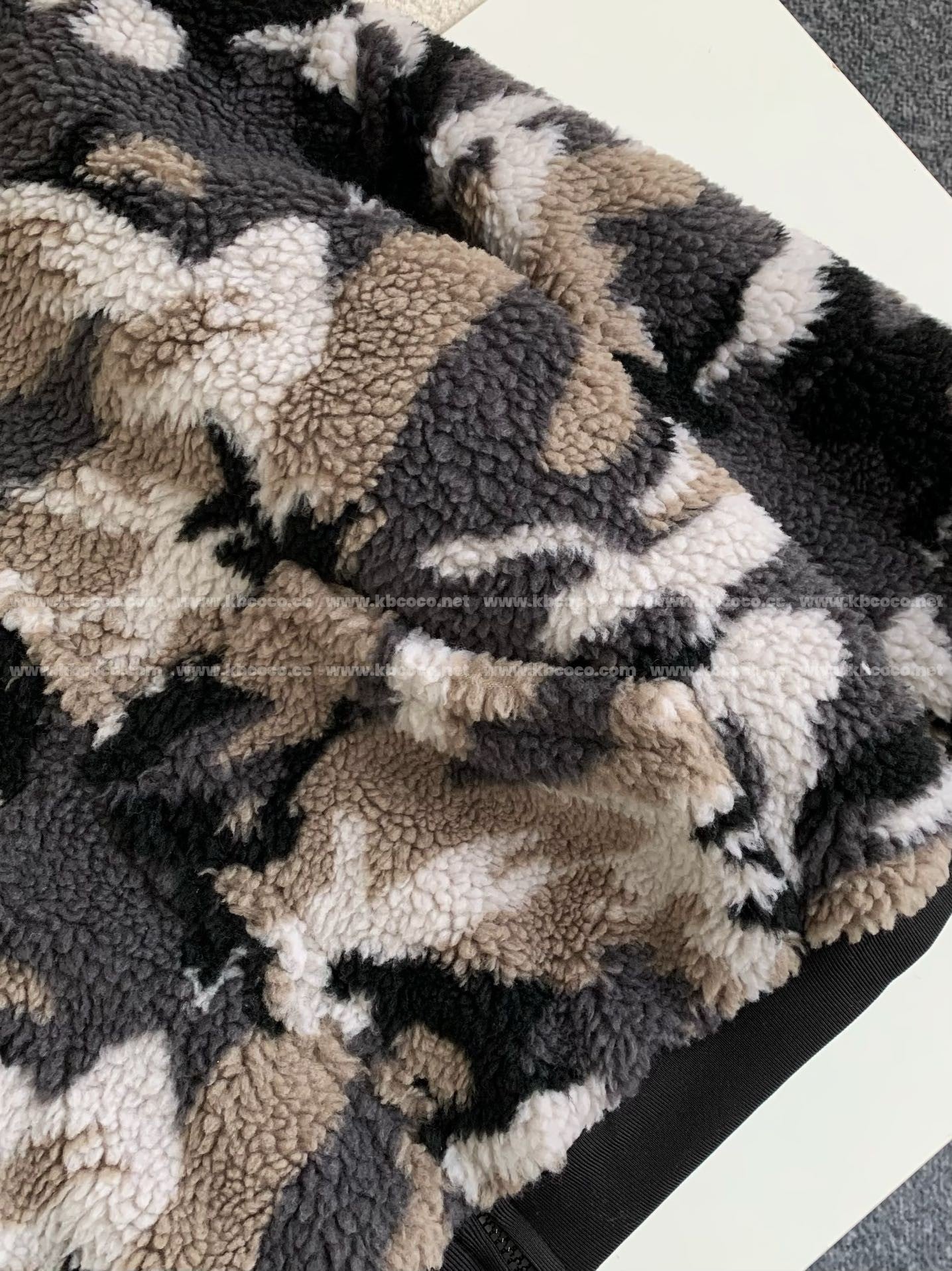 「#4072」Balenciaga Camouflage hooded jacket