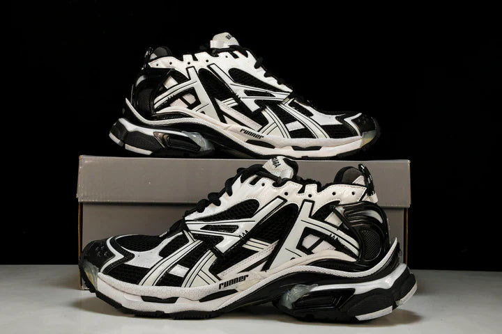 Runner 'White Black'