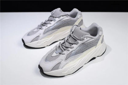 Yzy Boost 700 V2 Static