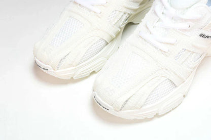 Phantom Trainer 'White'