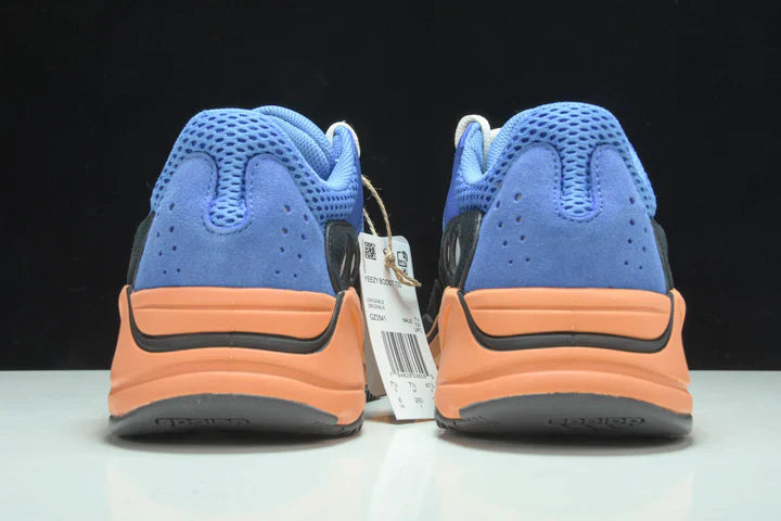 Yzy Boost 700 Bright Blue