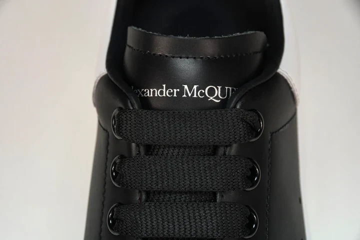 Aleхander MсQueen Oversized Sneaker 'Black White'
