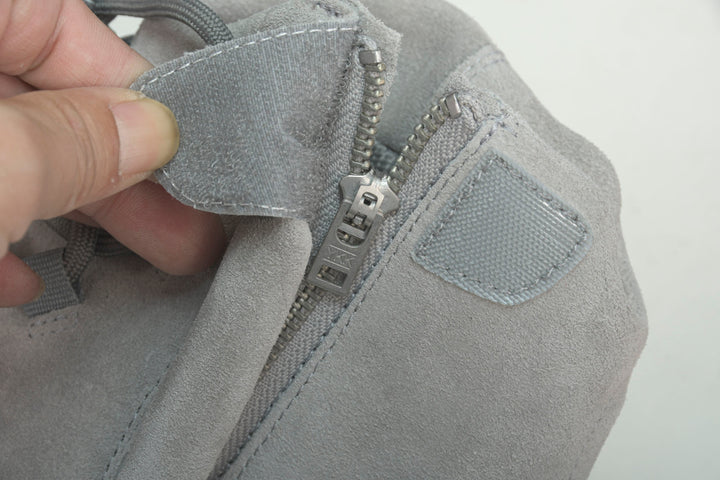 Yzy Boost 750 Light Grey 'Glow In the Dark'