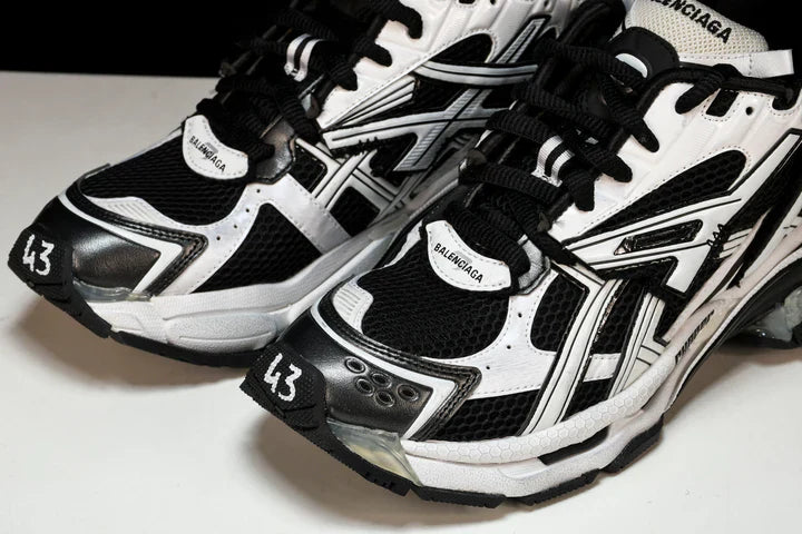 Runner 'White Black'