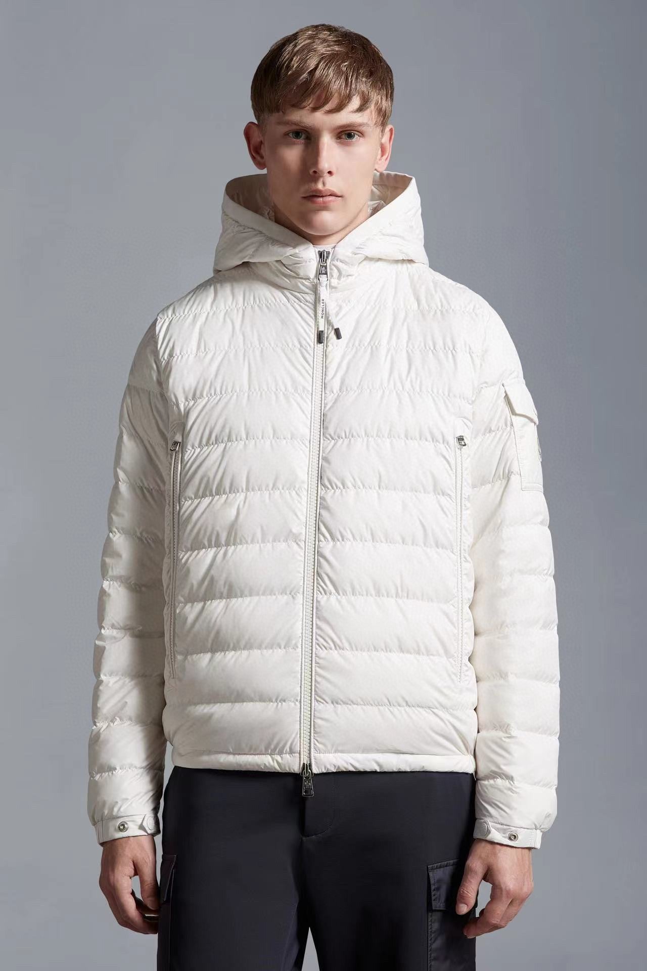 「#1696」Moncler Short  men's down jacket-white