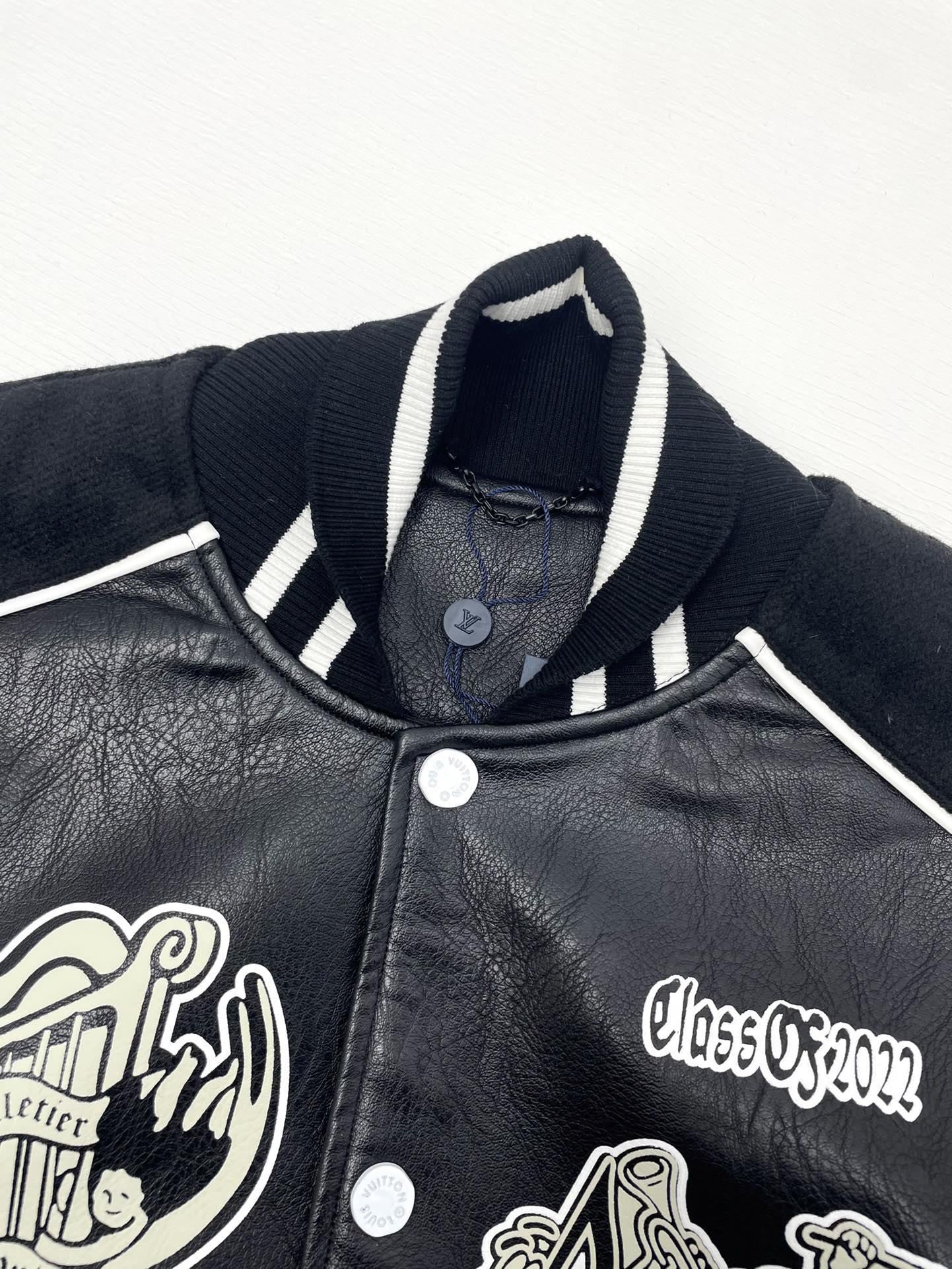 「#1811」Louis Vuitton Baseball blouson jacket with sheepskin body and wool sleeves)