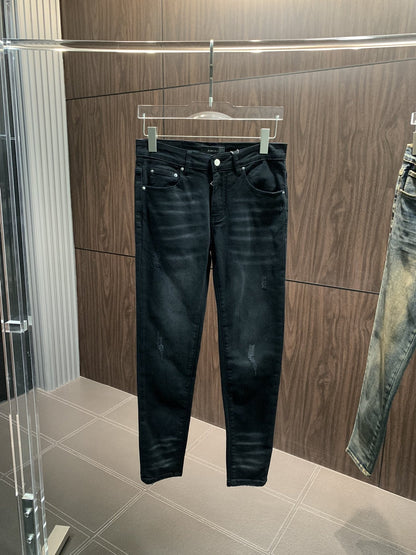 「#1824」Amiri slim fit petite straight jeans