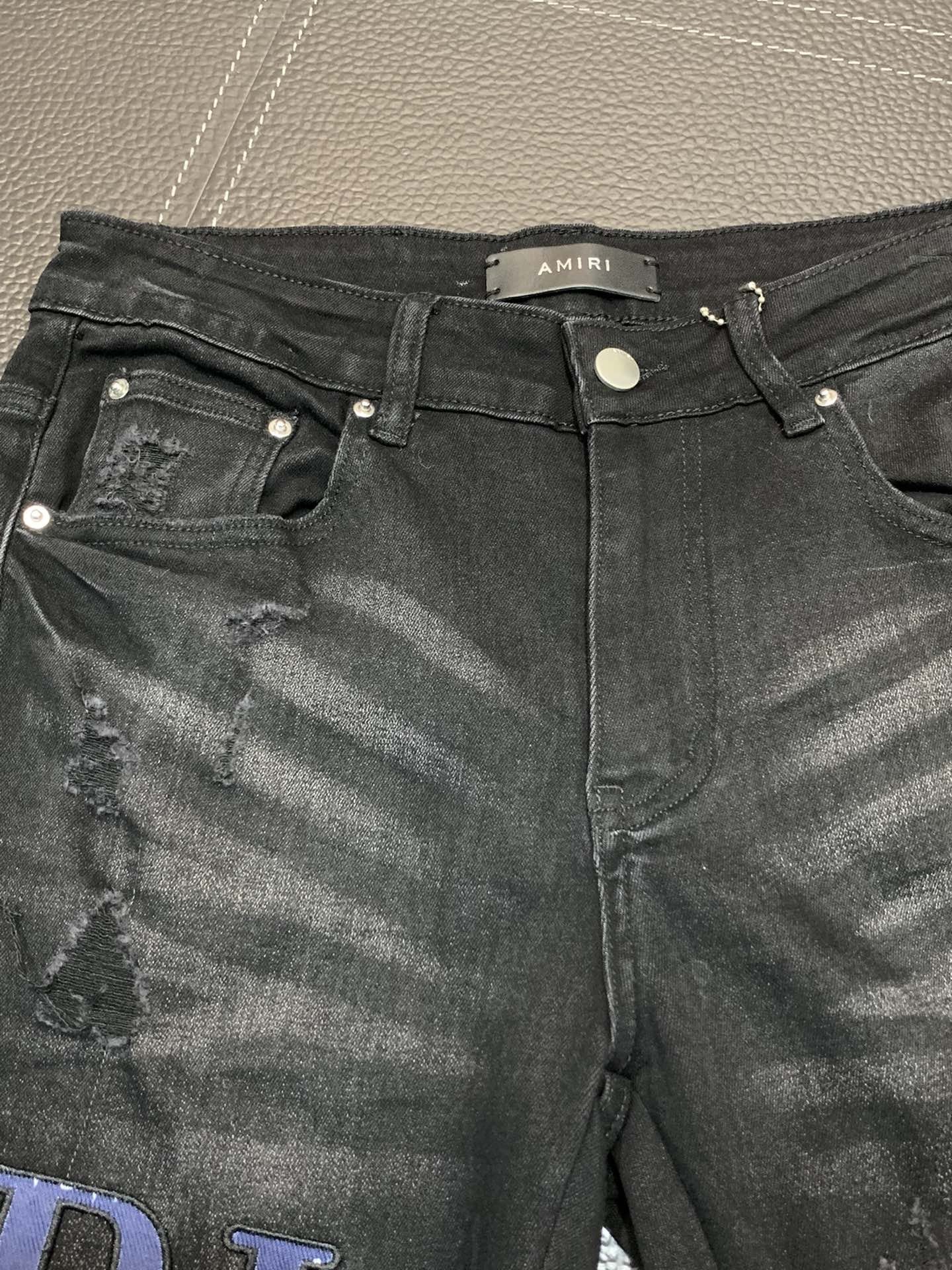 「#1830」Amiri slim fit petite straight jeans