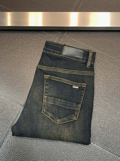 「#1843」Amiri slim fit petite straight jeans