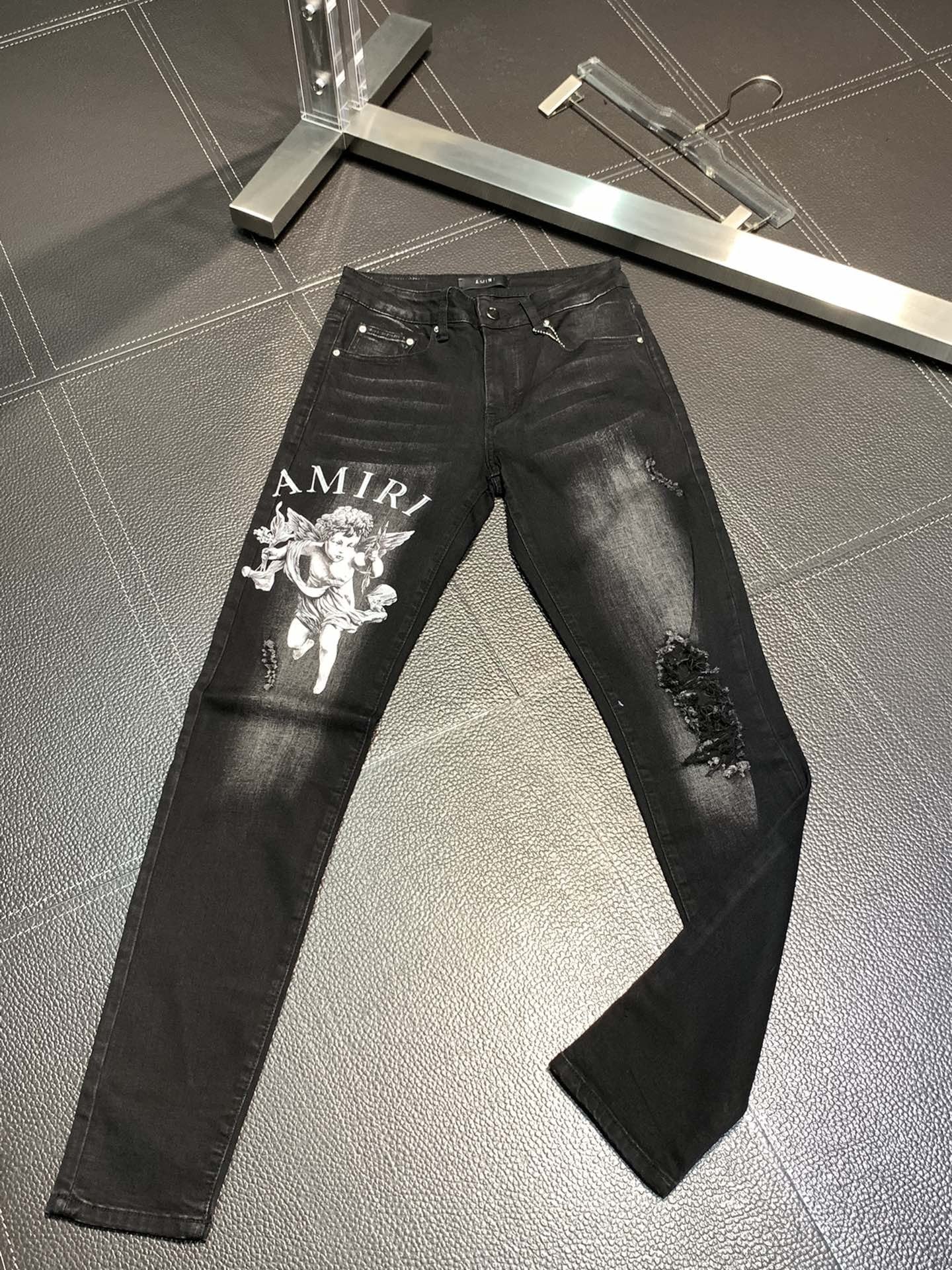 「#1844」Amiri slim fit petite straight jeans