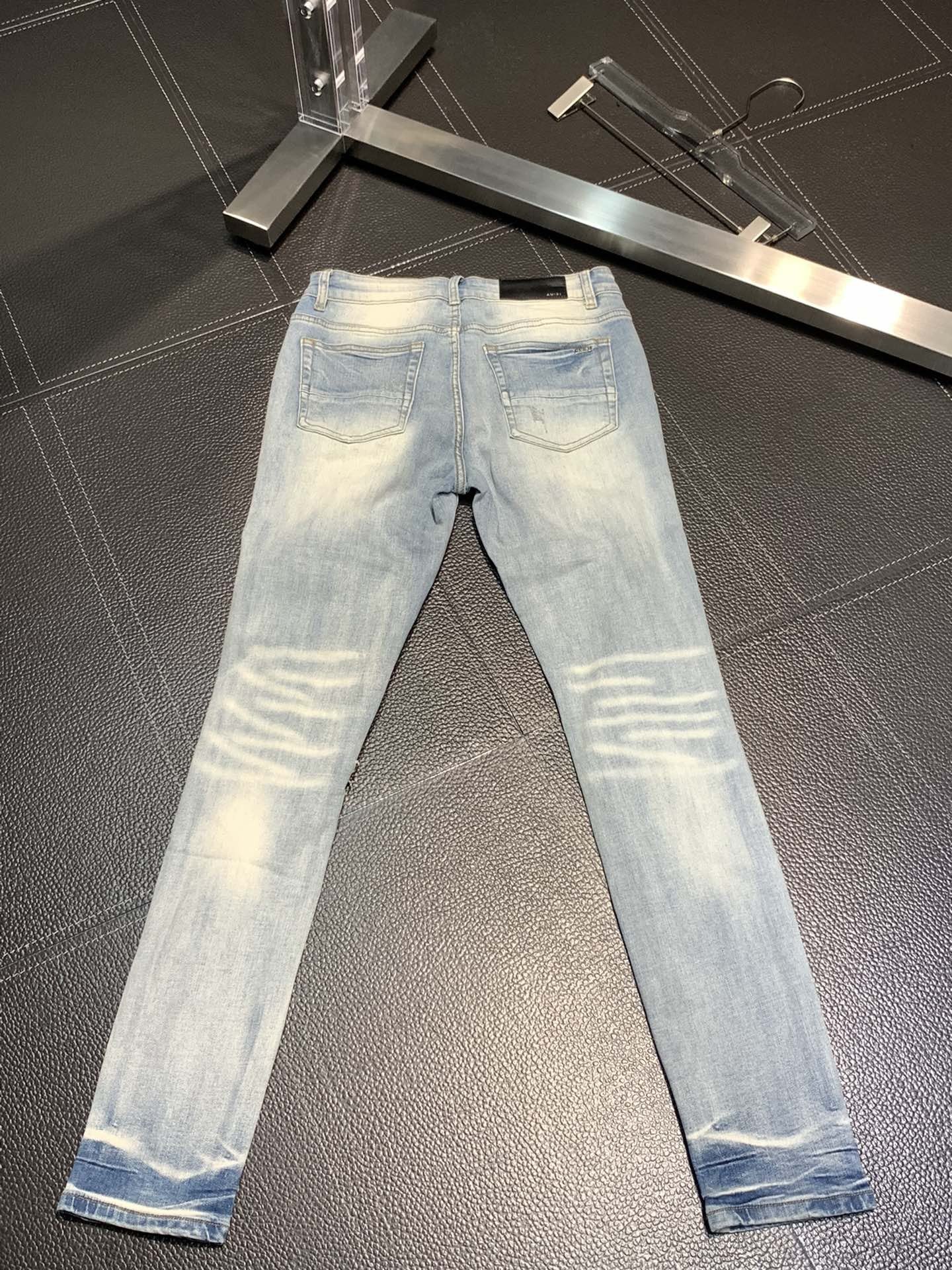 「#1845」Amiri slim fit petite straight jeans