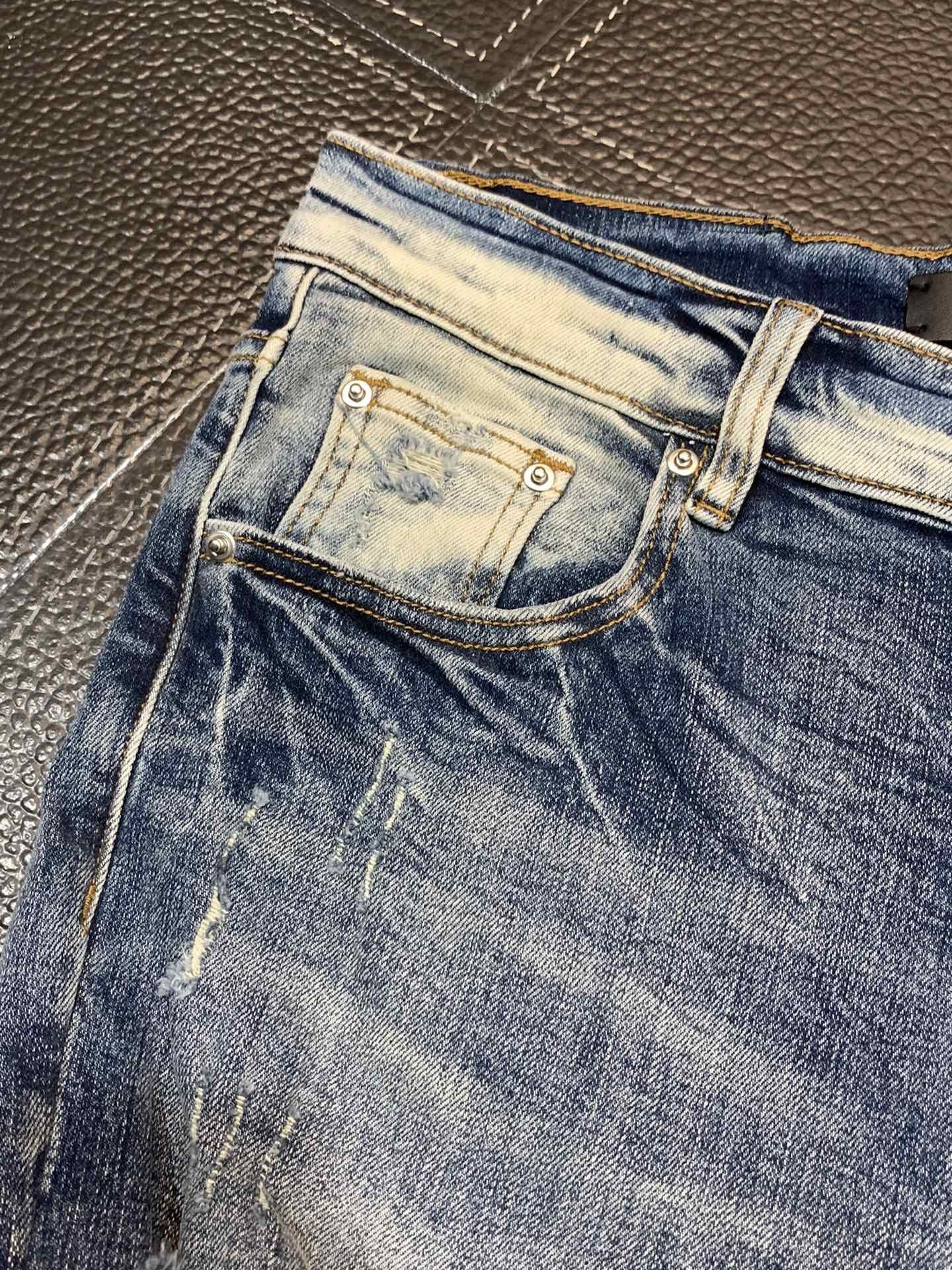 「#1847」Amiri slim fit petite straight jeans
