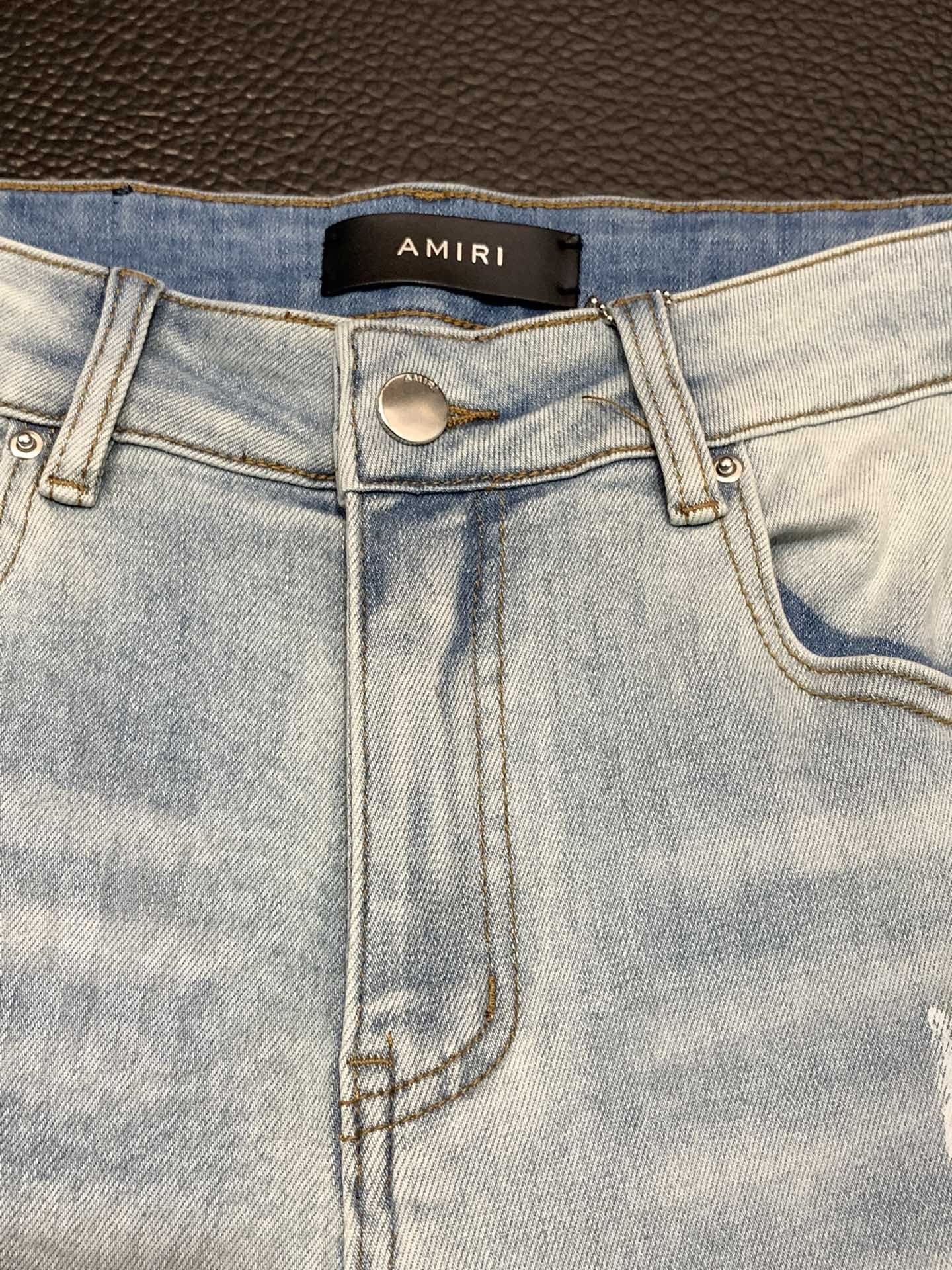 「#1848」Amiri slim fit petite straight jeans