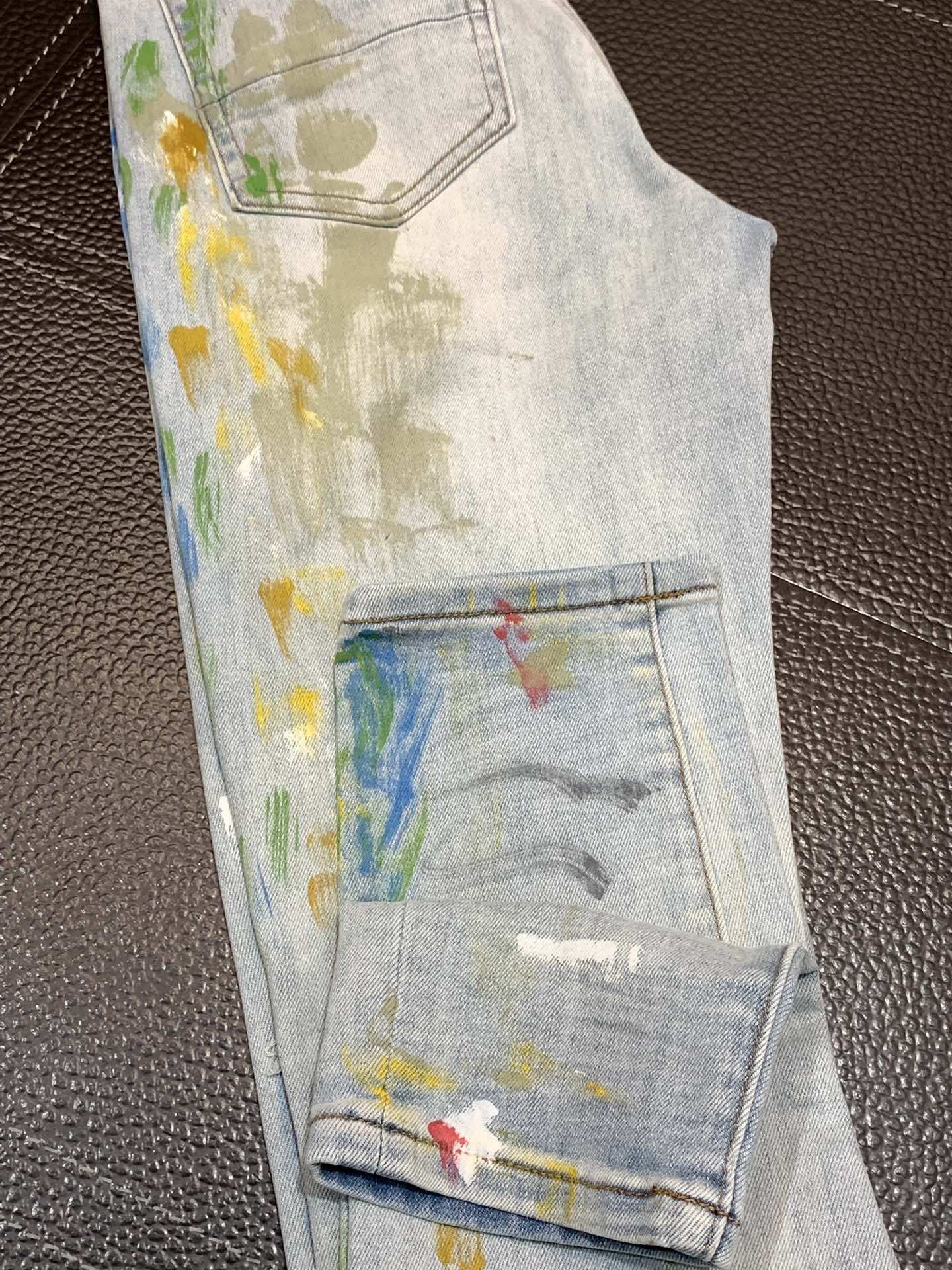 「#1848」Amiri slim fit petite straight jeans