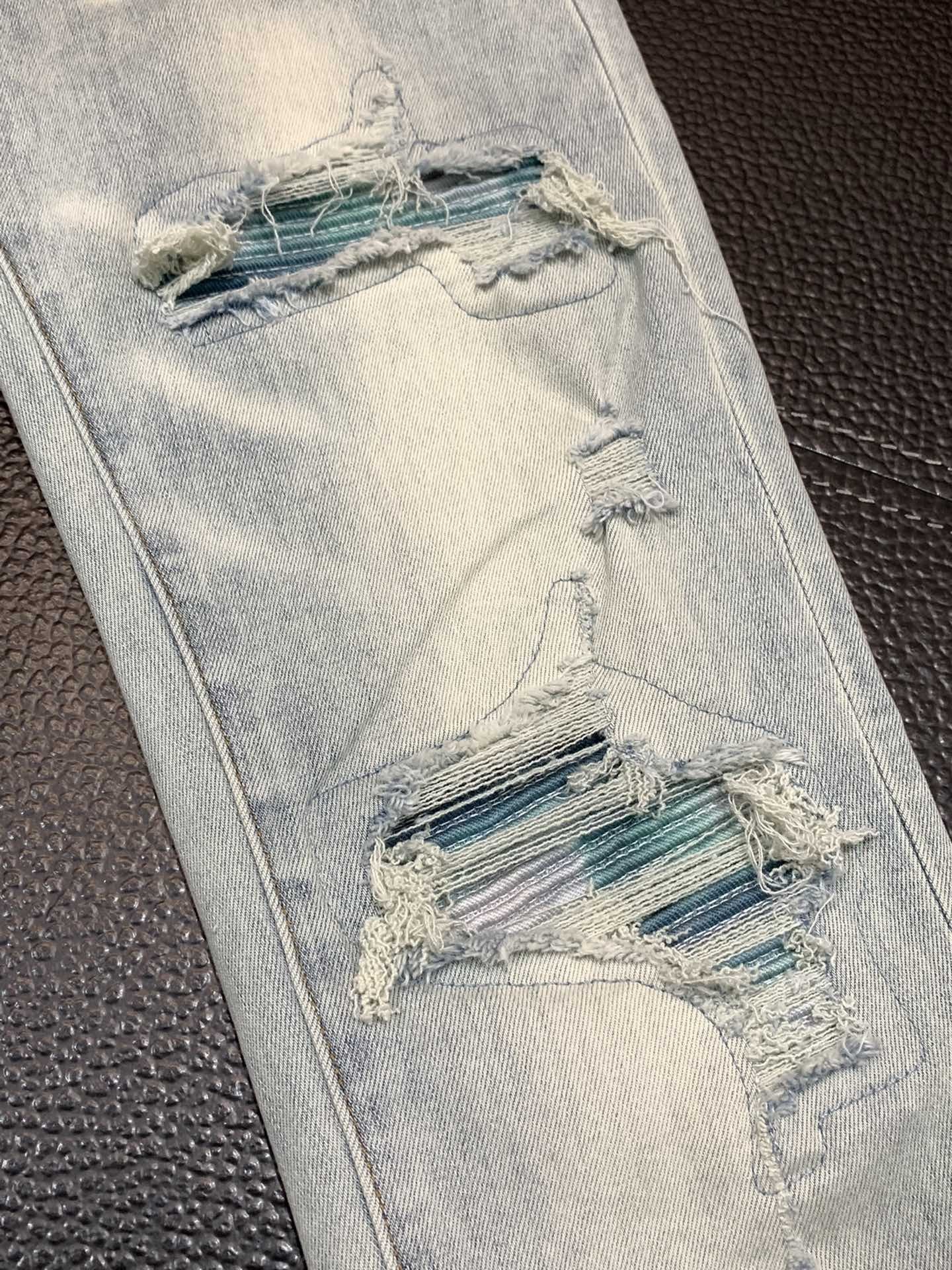 「#1851」Amiri slim fit petite straight jeans