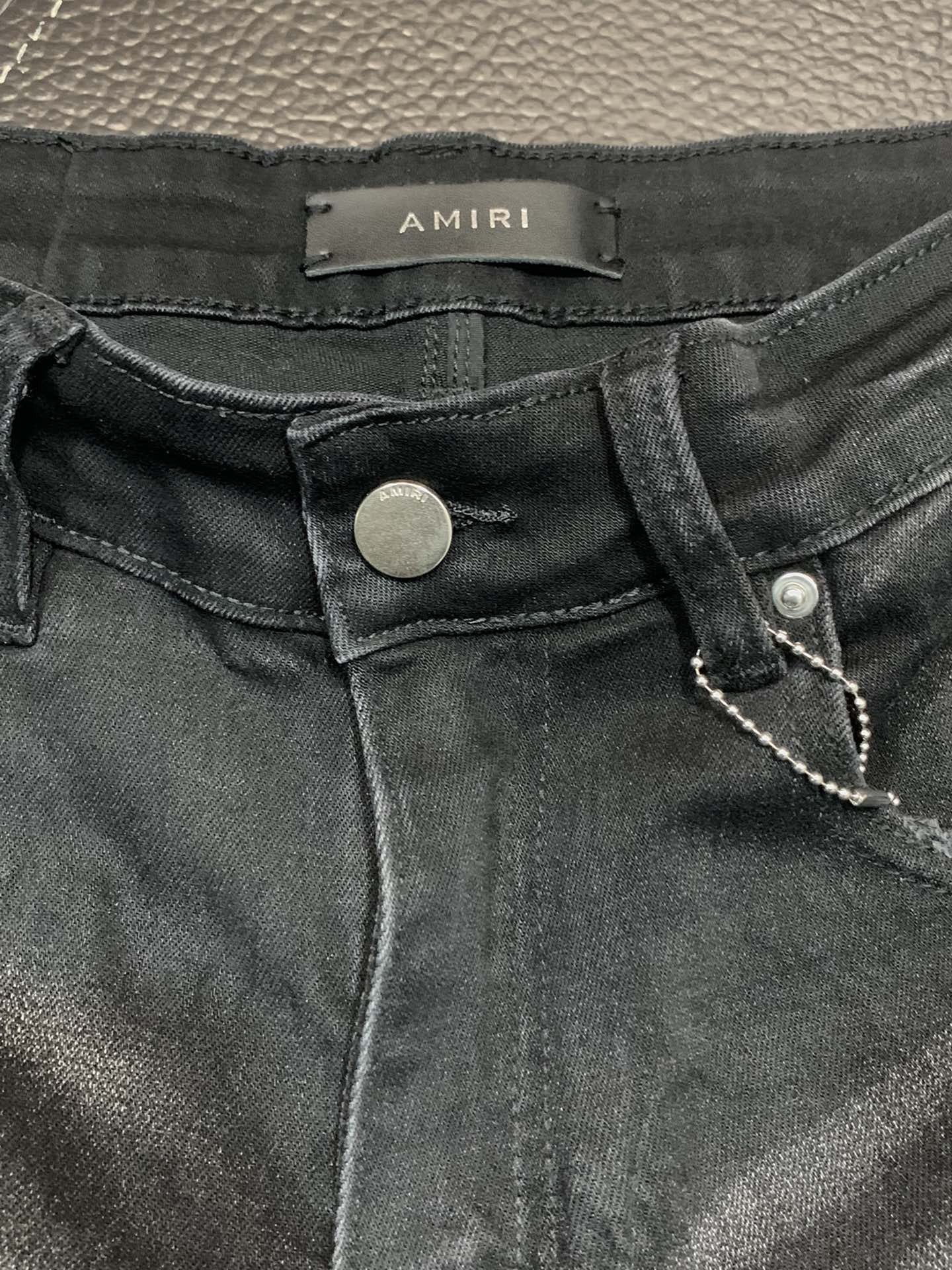 「#1852」Amiri slim fit petite straight jeans