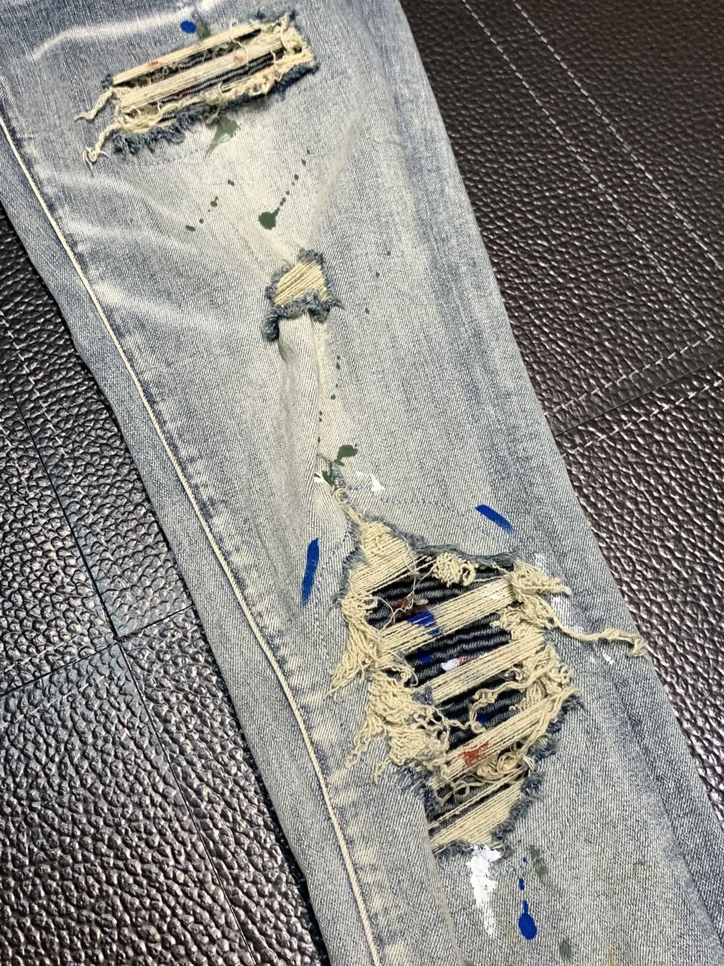 「#1854」Amiri slim fit petite straight jeans