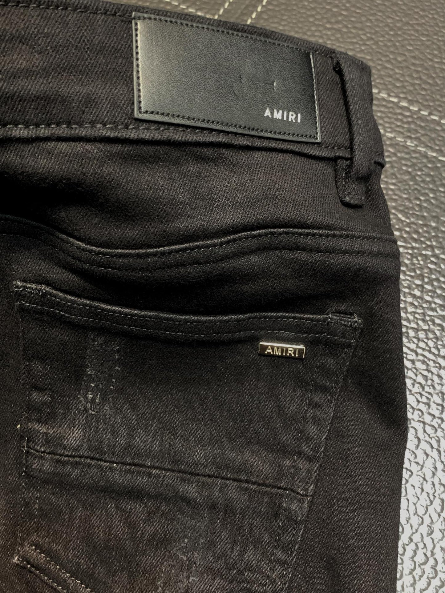 「#1855」Amiri slim fit petite straight jeans