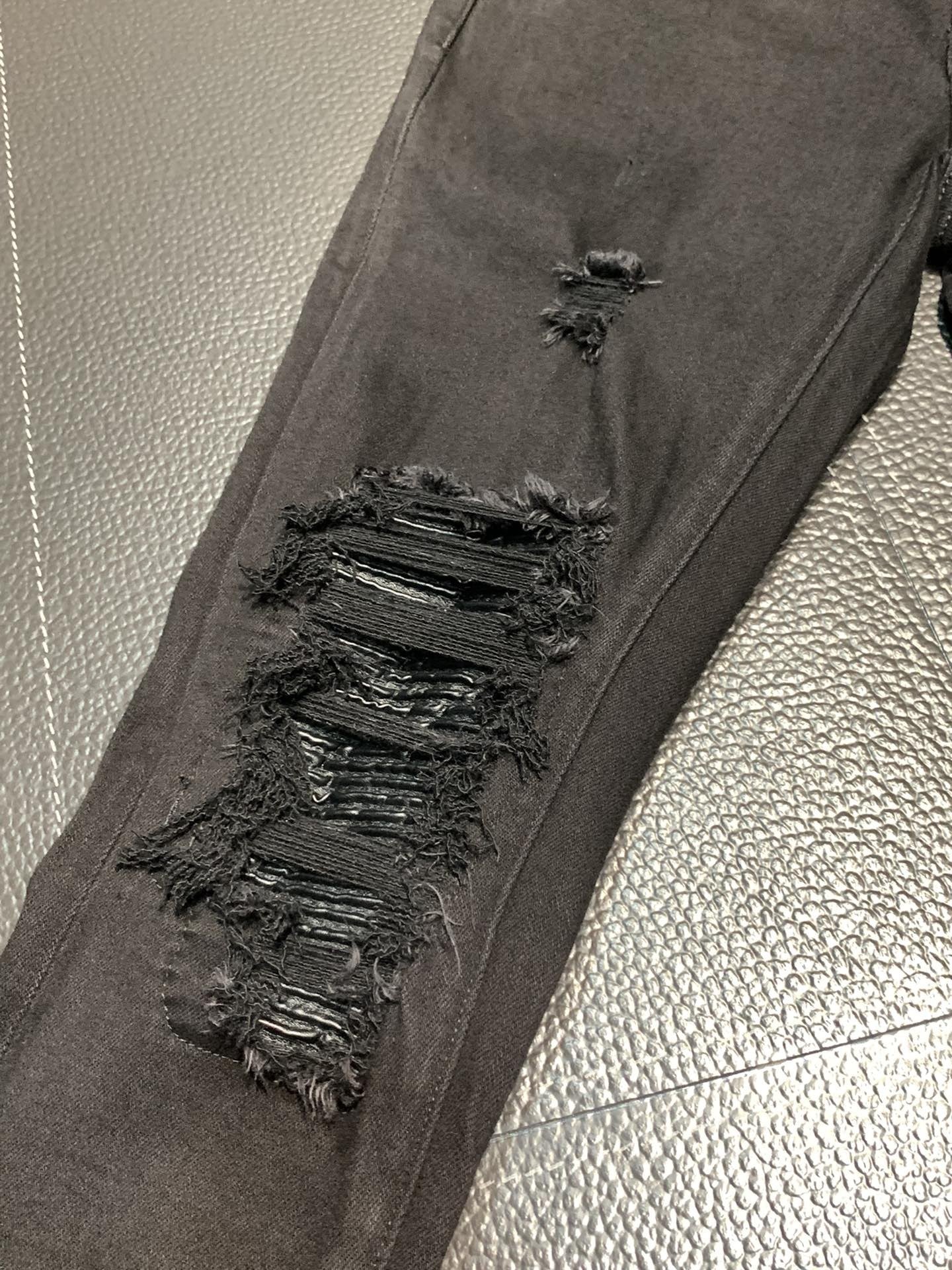 「#1855」Amiri slim fit petite straight jeans