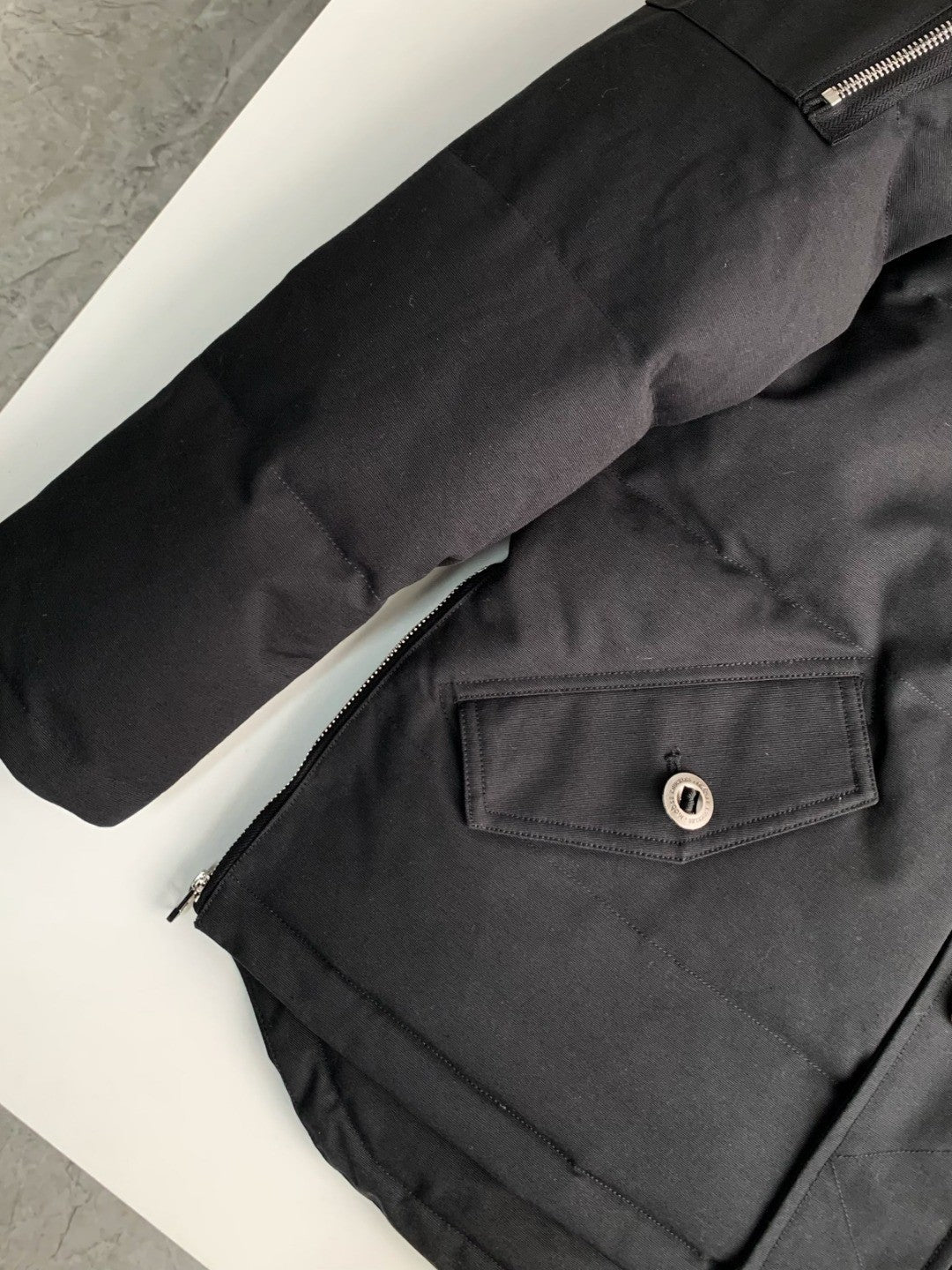 「#2059」Moose Knuckles thermal down jacket