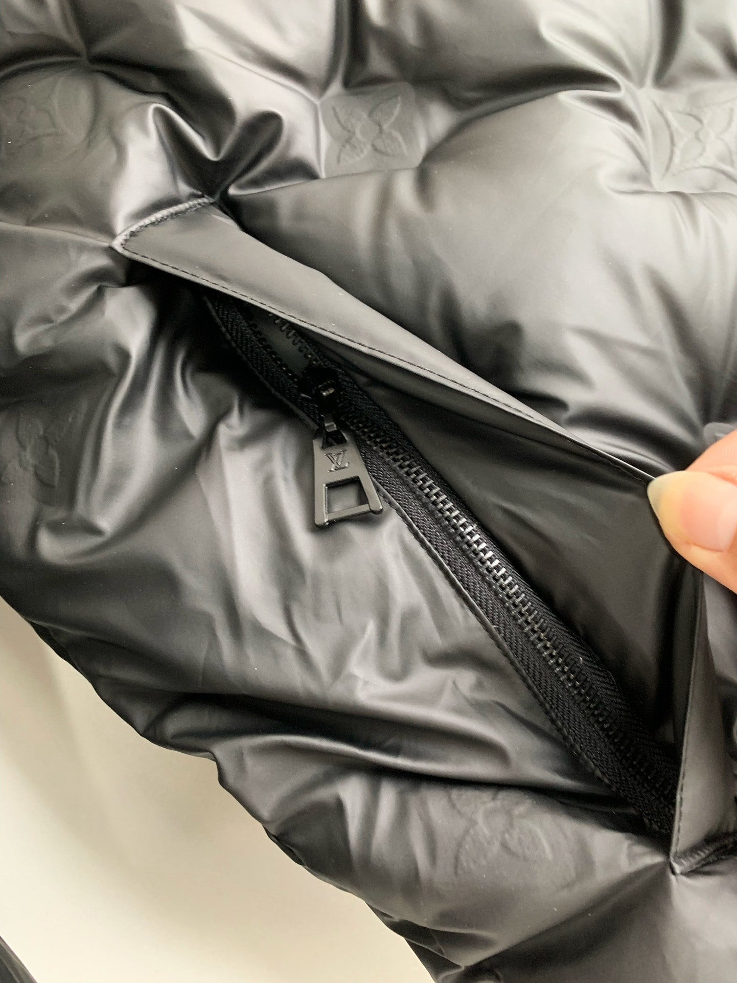 「#2100」LOUIS VUITTON LOGO Down Jacket