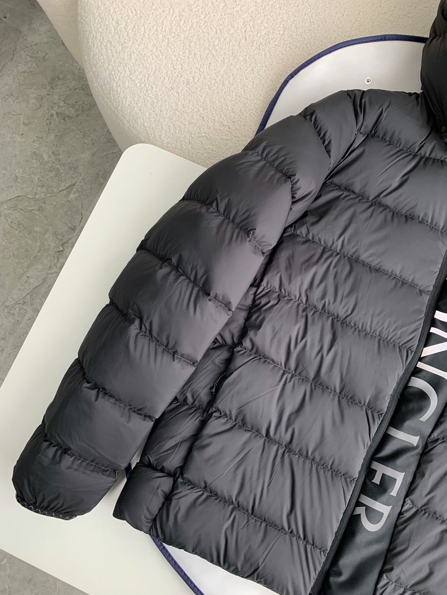 「#1716」Moncler Short  men's down jacket
