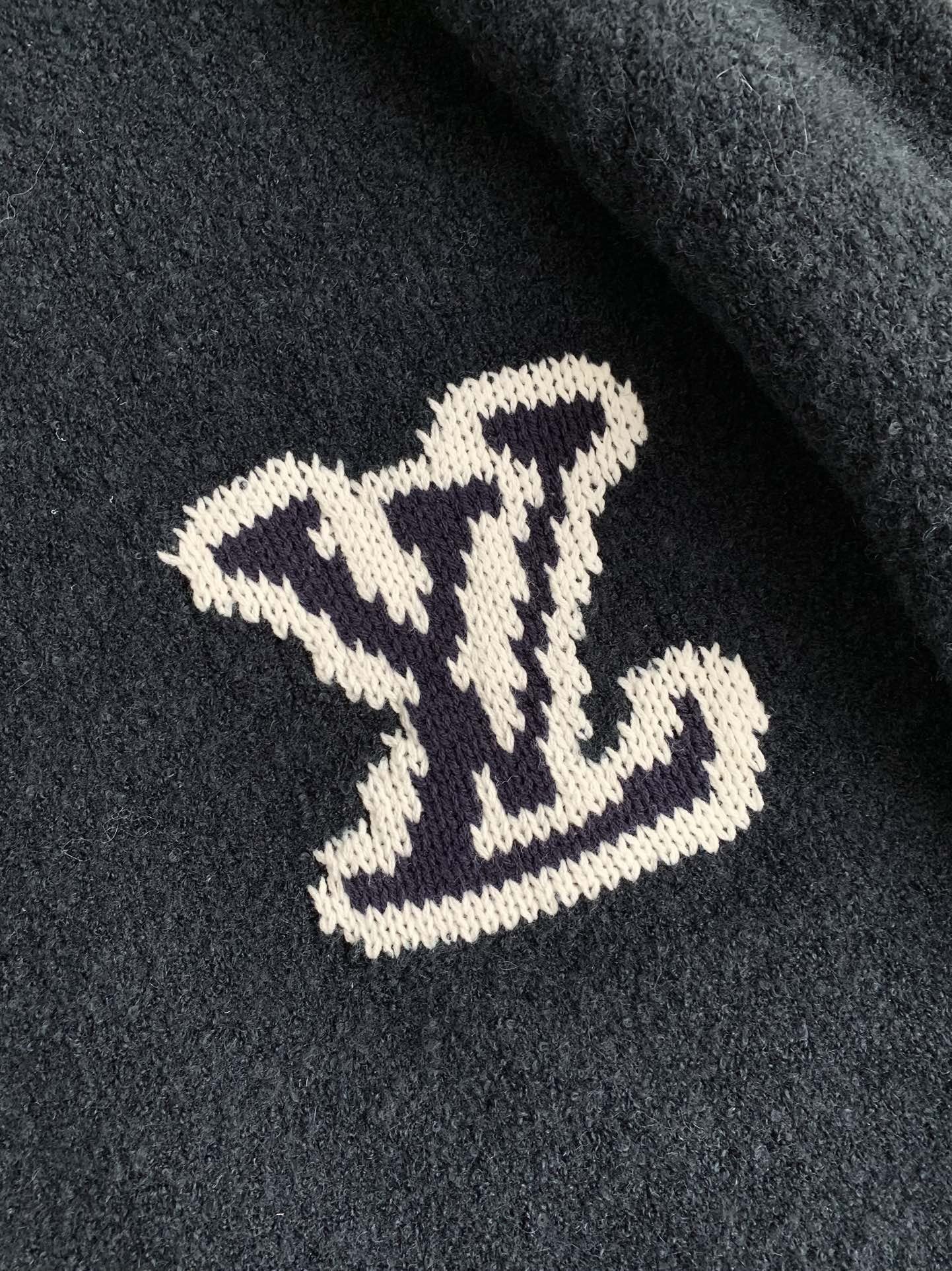 「#2330」Louis Vuitton Clothes