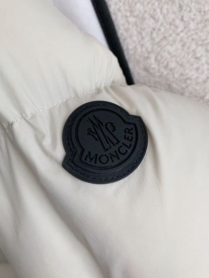 「#2343」Moncler Montbeliard down jacket