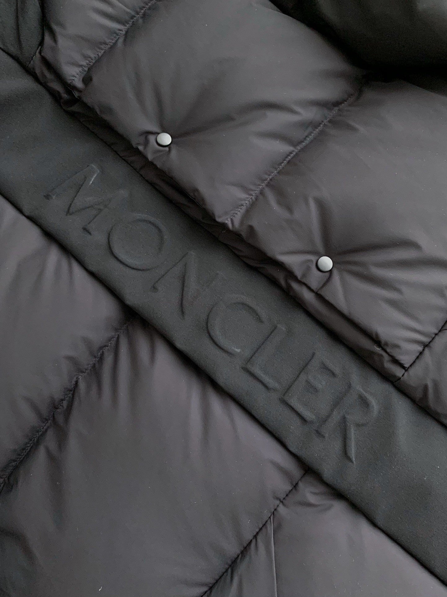 「#2345」Moncler Montbeliard down jacket