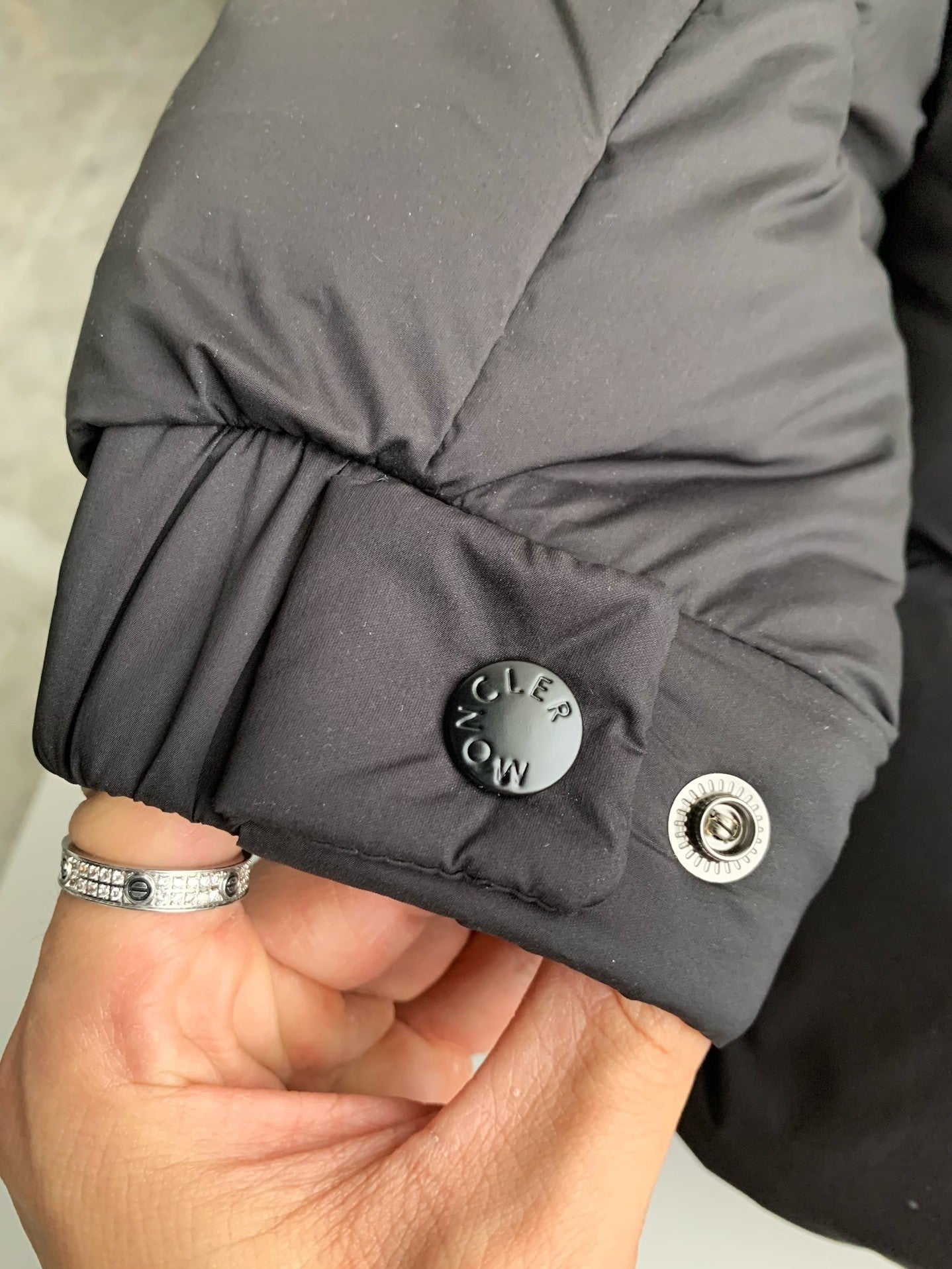「#2345」Moncler Montbeliard down jacket