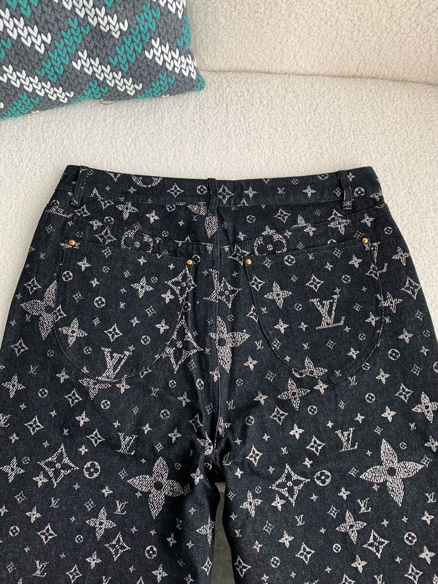 「#2422」Louis Vuitton costumes
