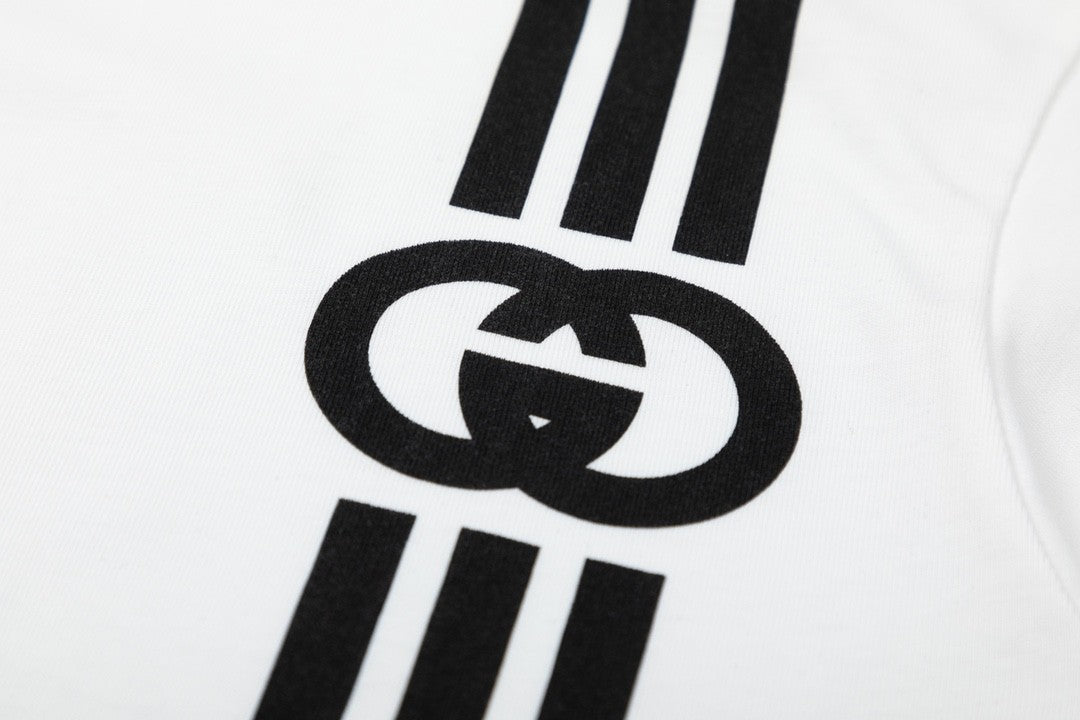 「#2685」Gucci  23SS double G vertical stripe foam printed t-shirt