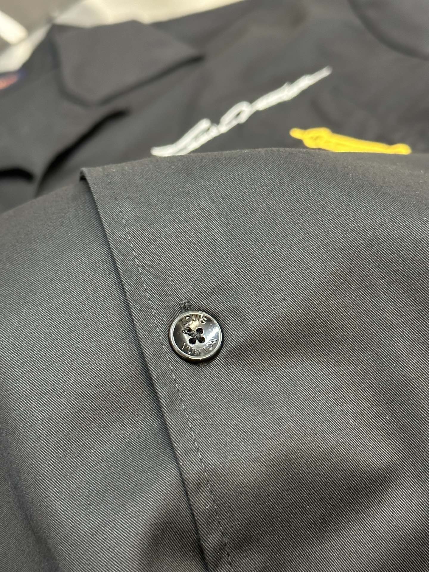 「#2791」Louis Vuitton Iron Tower embroidered monogrammed shirt