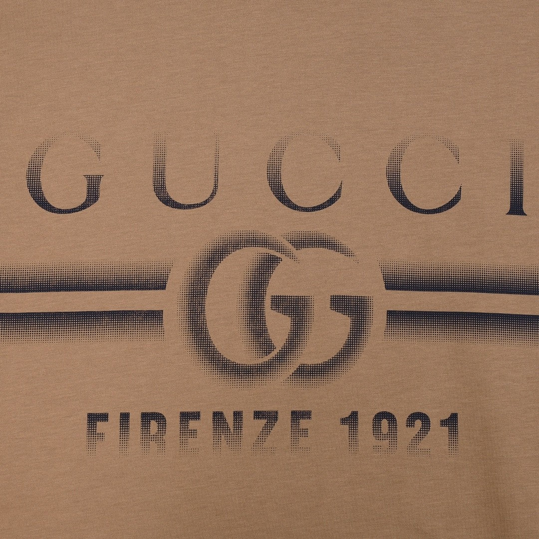 「#2842」Gucci Gradient Letter Logot shirt
