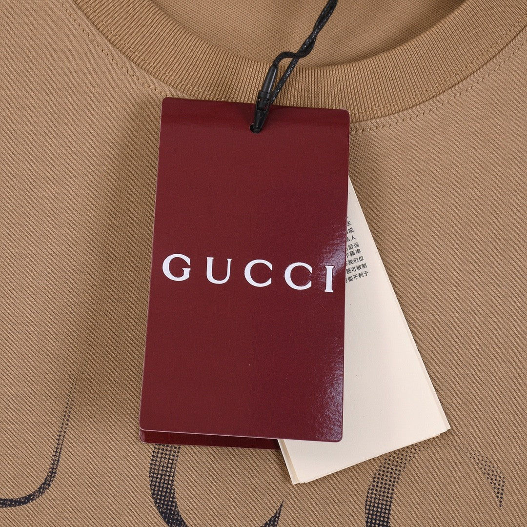 「#2842」Gucci Gradient Letter Logot shirt