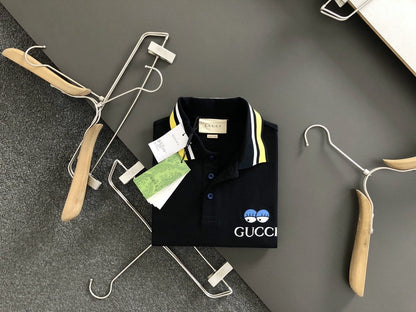 「#2857」Gucci Floral neckline embroidered polo shirt with cartoon lettering