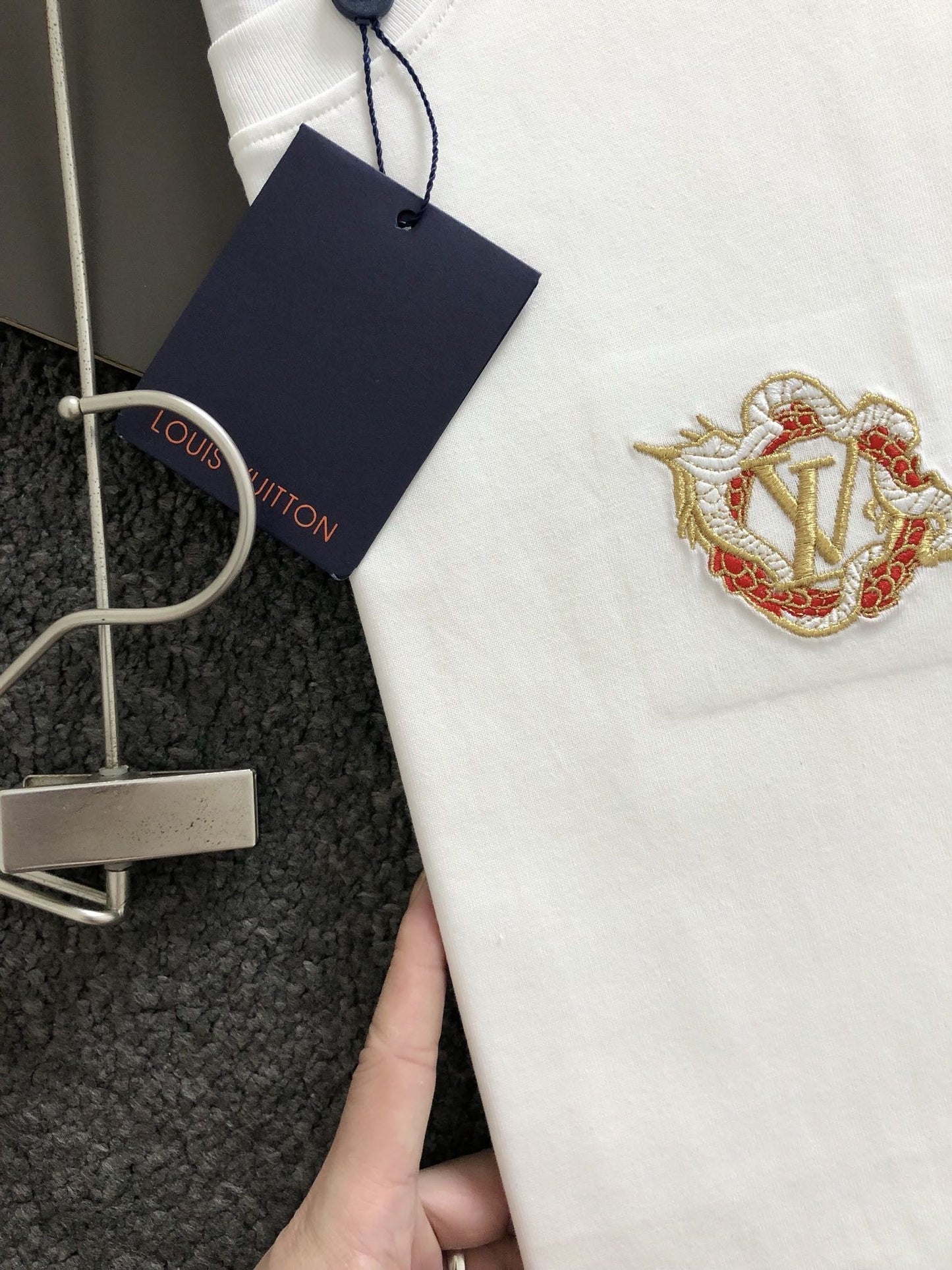 「#2863」Louis Vuitton 24ss Year of the dragon embroidered t-shirt