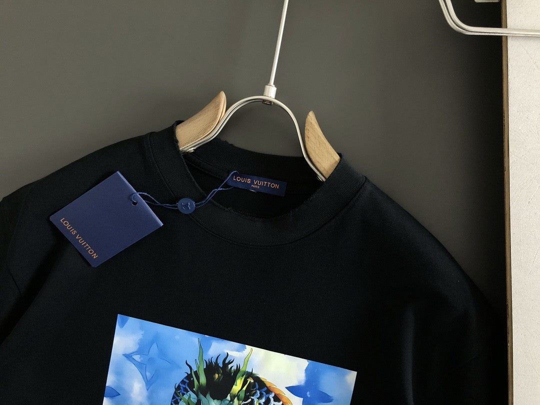 「#2875」Louis Vuitton Dragon Cloud printed T-shirt
