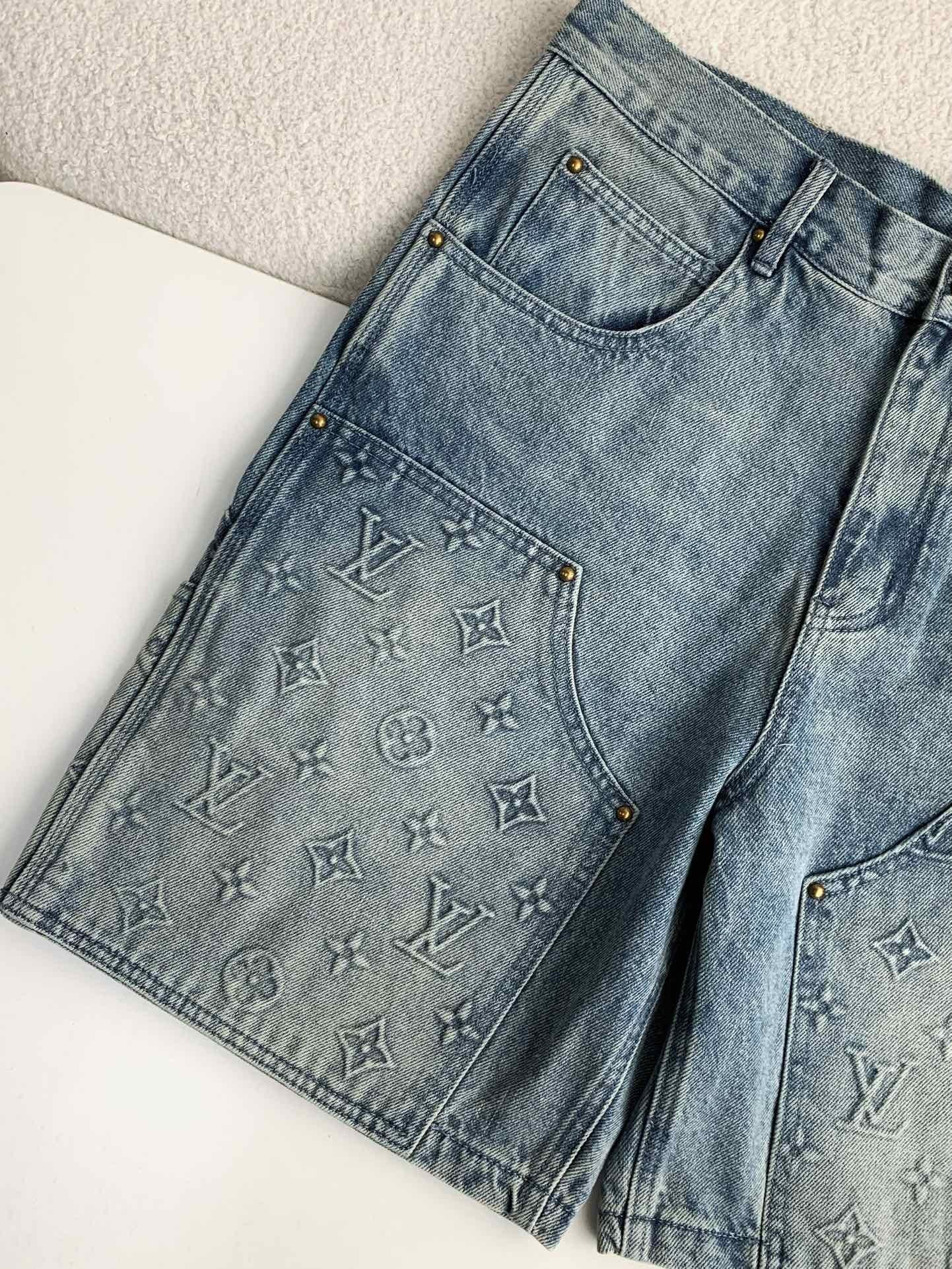 「#2884」LOUIS VUITTON Jean shorts