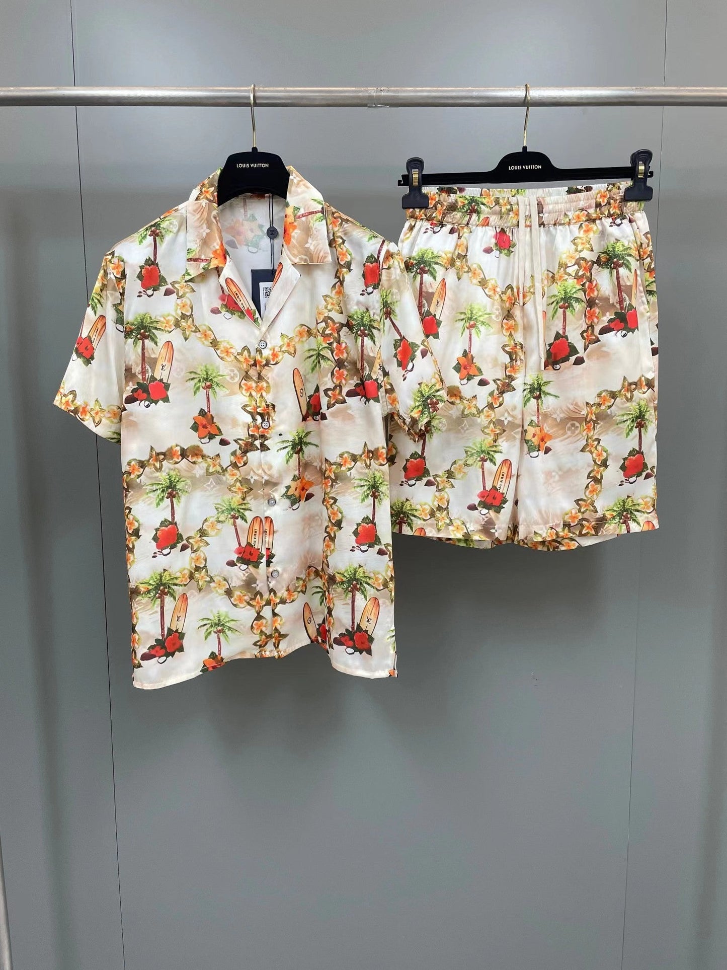 「#3076」Louis Vuitton 24 summer set
