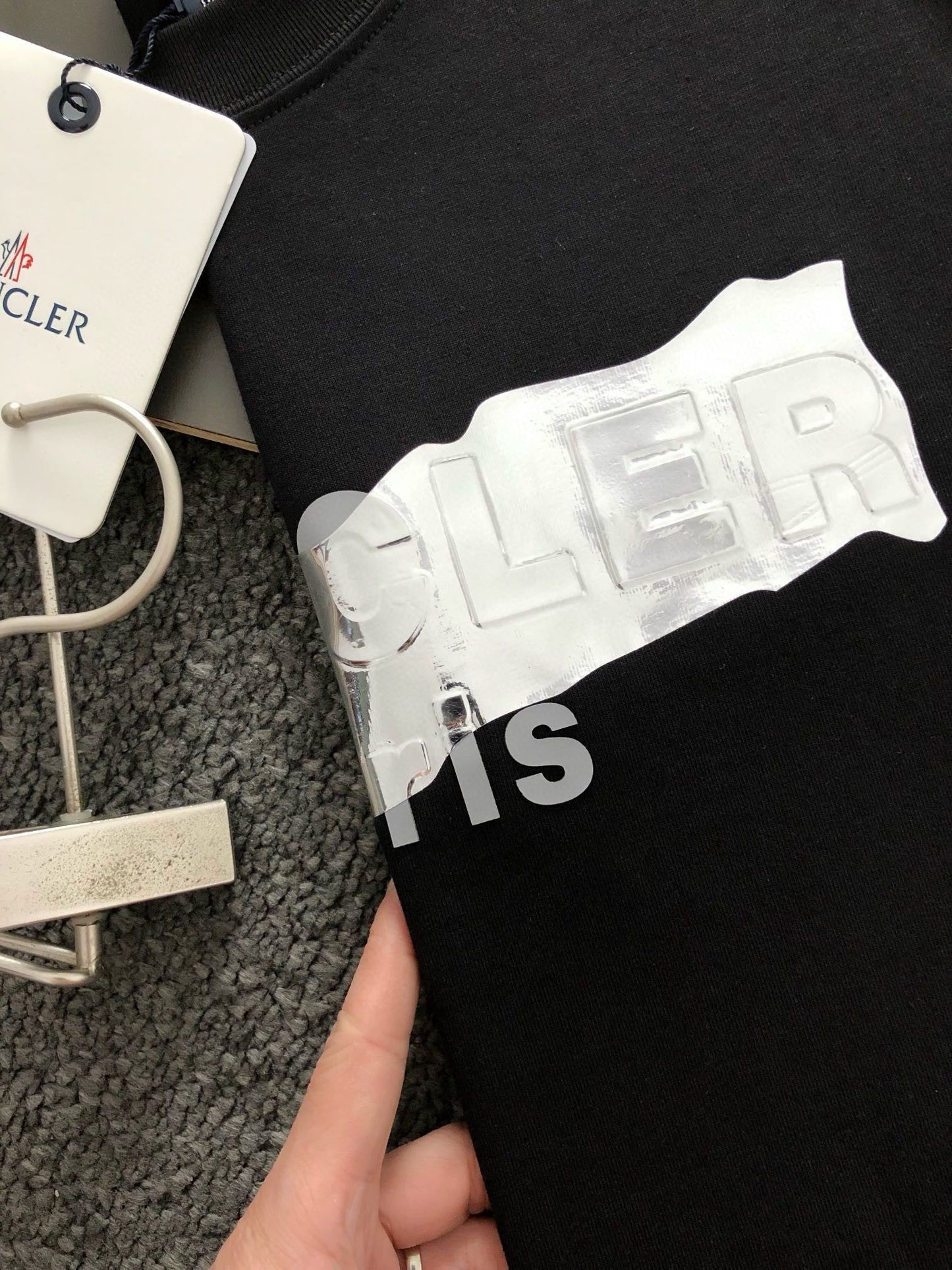 「#3247」MONCLER Silver-plated with bright lettering-shirt