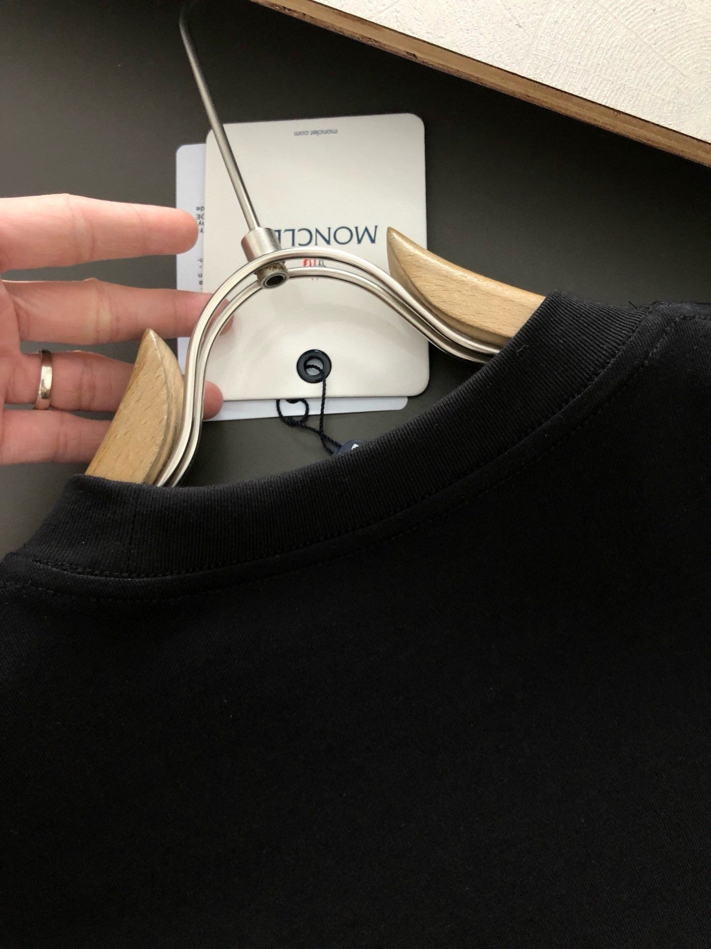 「#3247」MONCLER Silver-plated with bright lettering-shirt