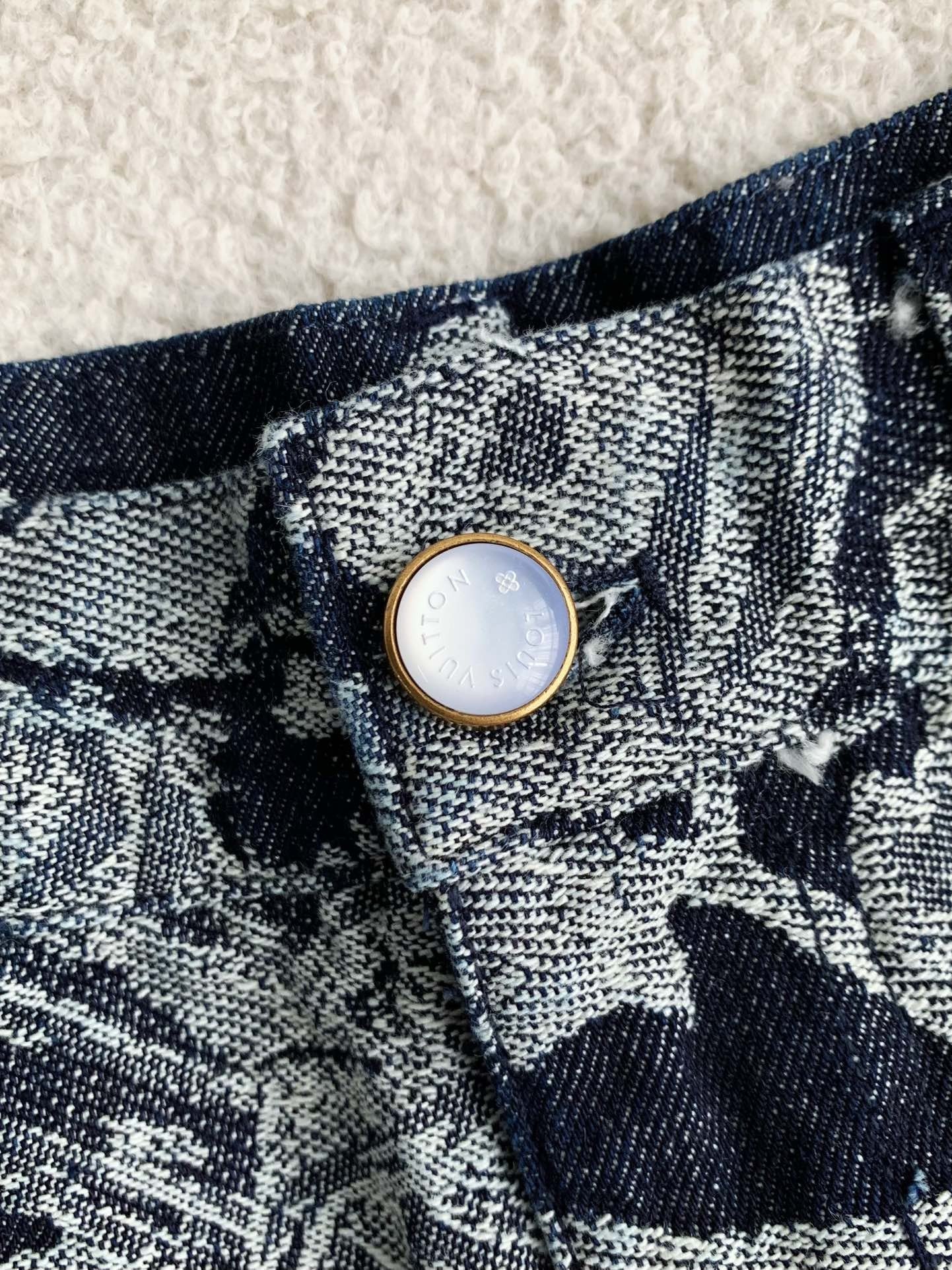 「#3252」LOUIS VUITTON Jean shorts