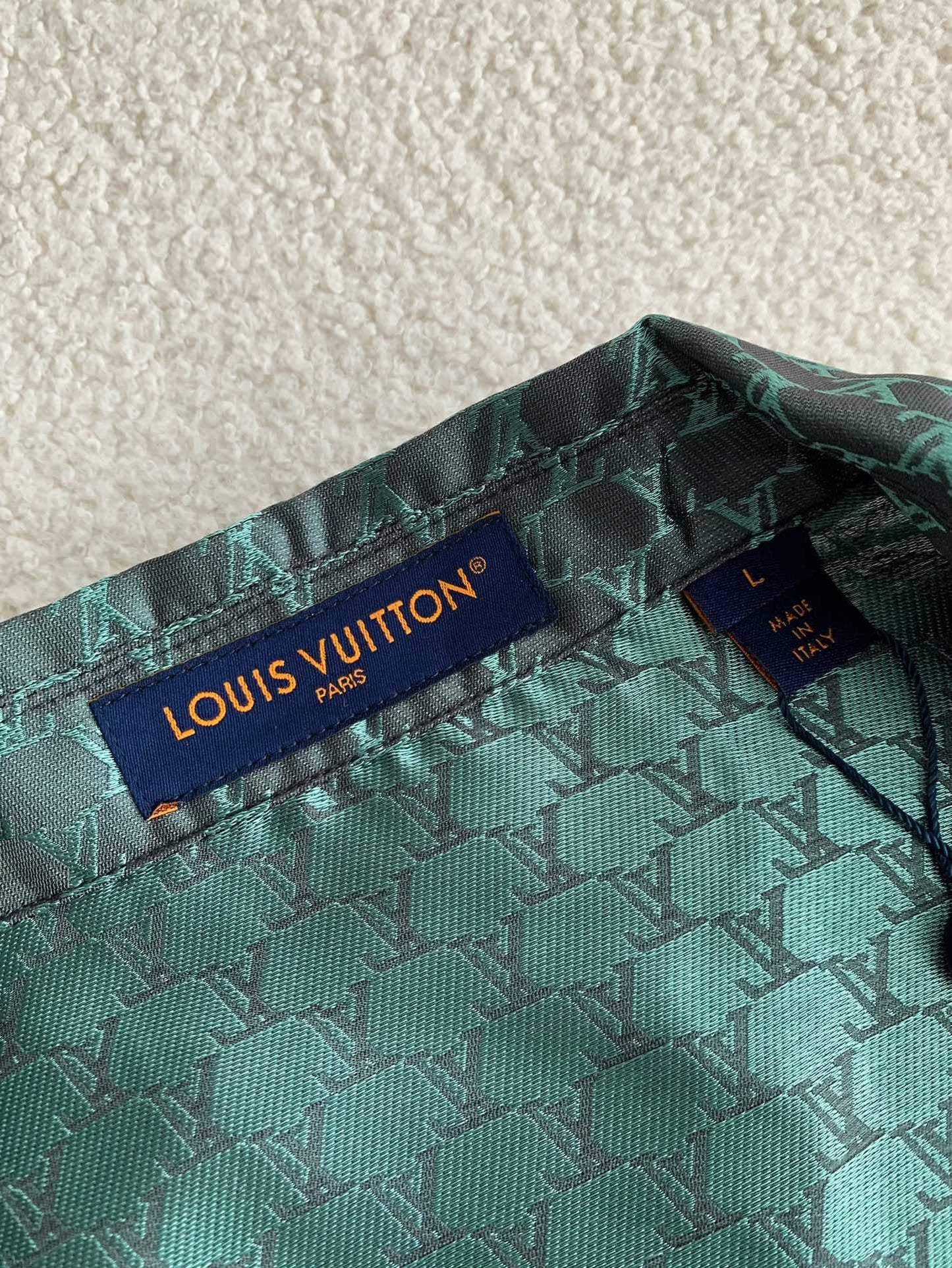 「#3301」Louis Vuitton Shirts