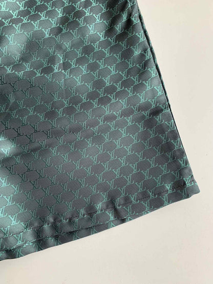 「#3302」LOUIS VUITTON shorts