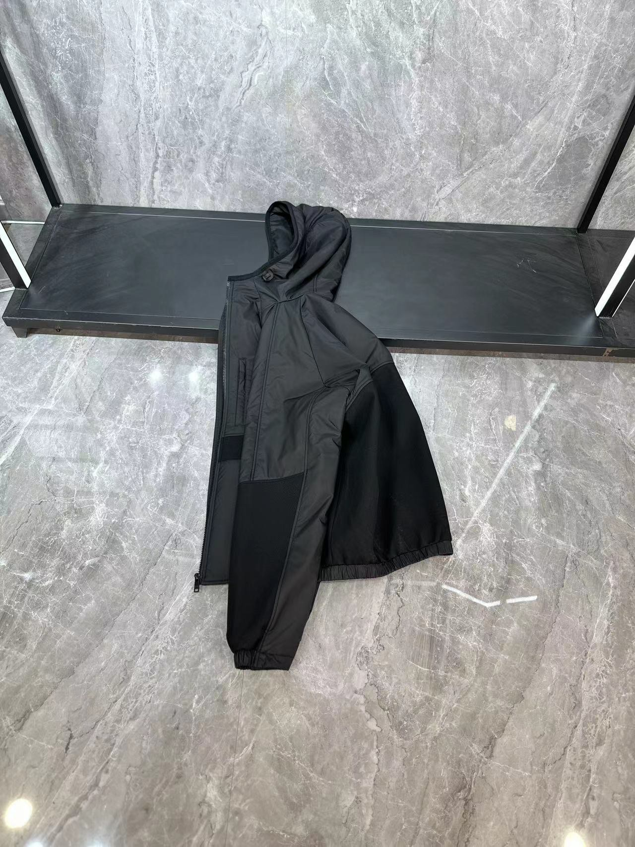 「#3472」PRADA Men's Air Layer Jacket